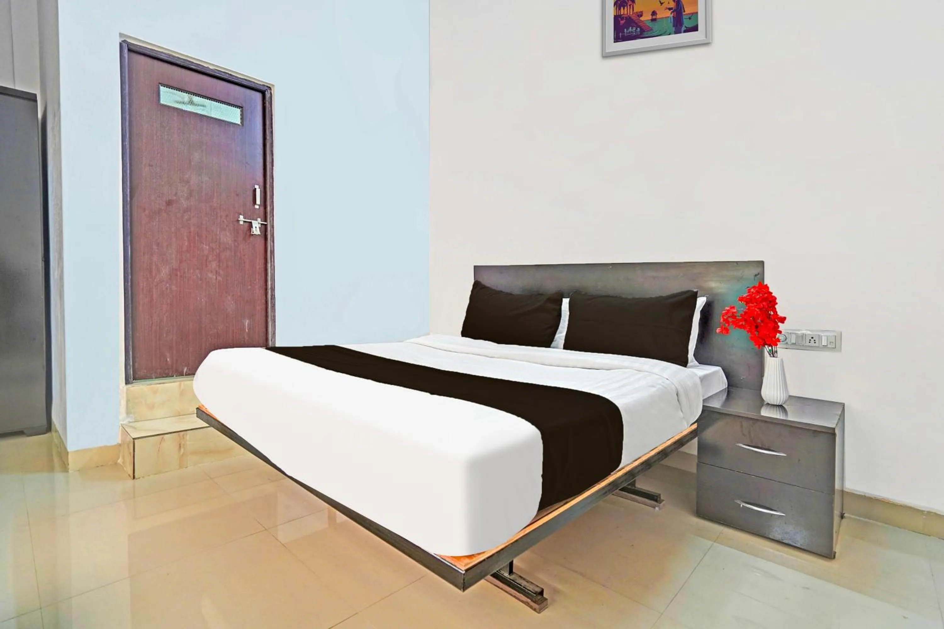 Bedroom, Bed in Hotel O Eternity Shivay