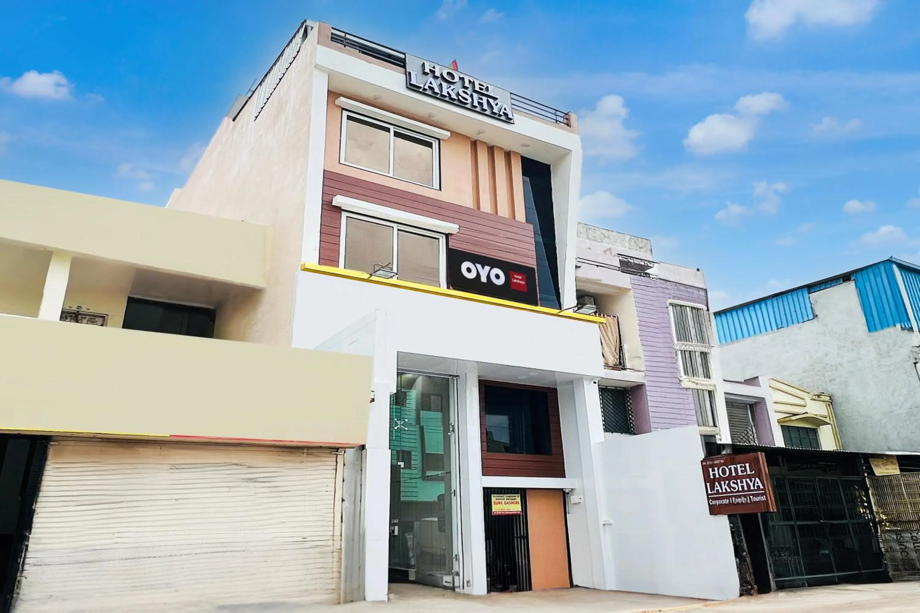 Facade/entrance in Hotel O Lakshya