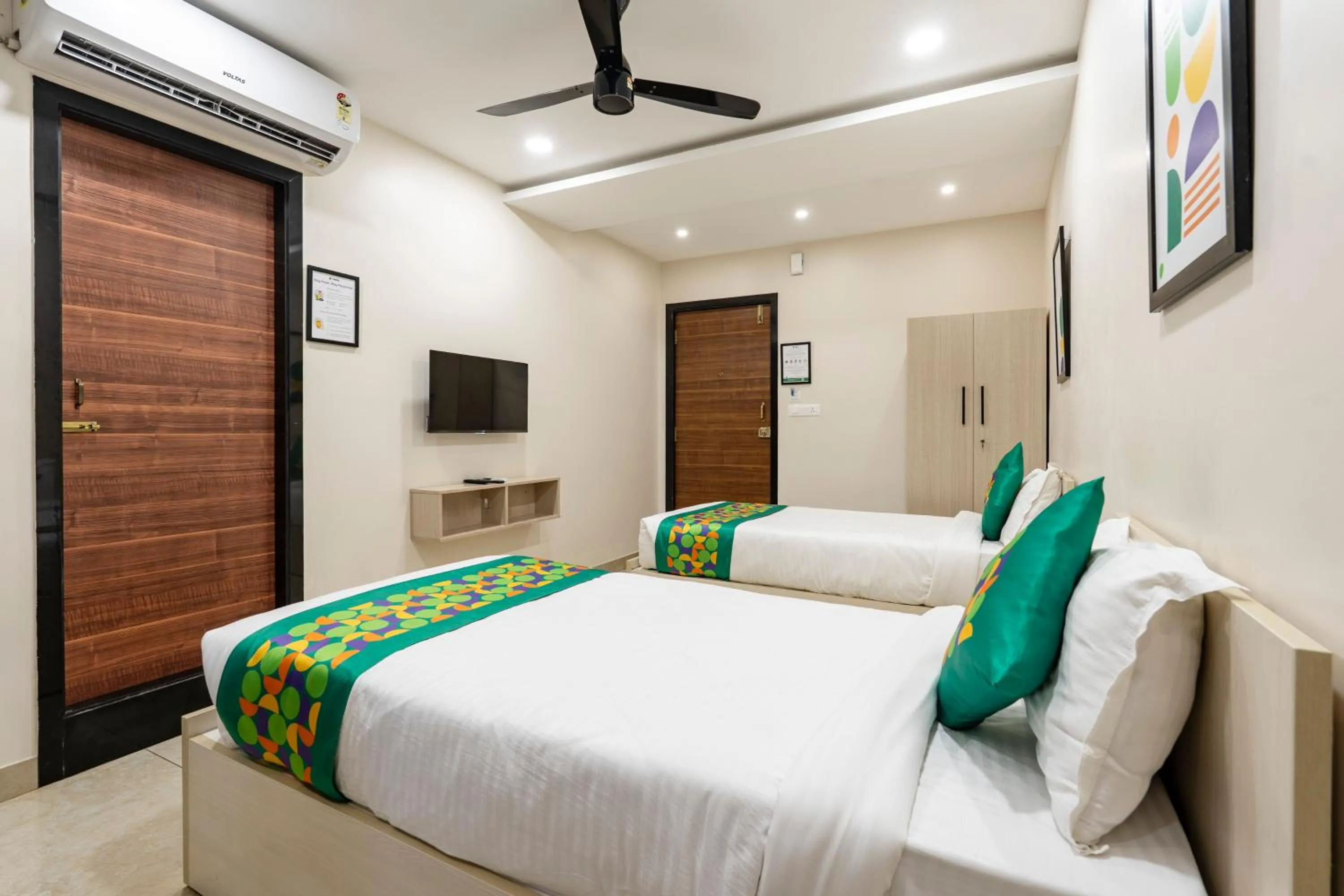 Bed in Treebo Sea Heights