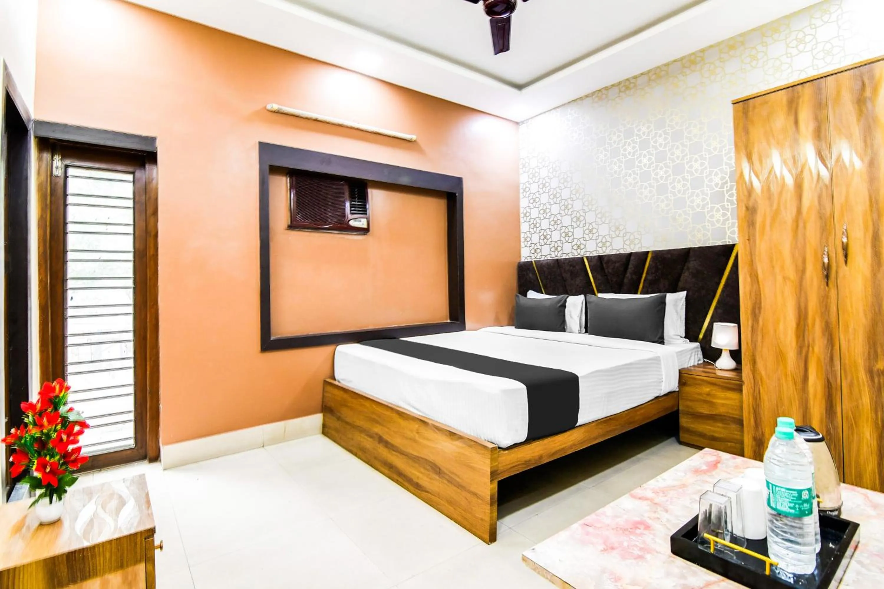 Bedroom in Hotel O Barsana