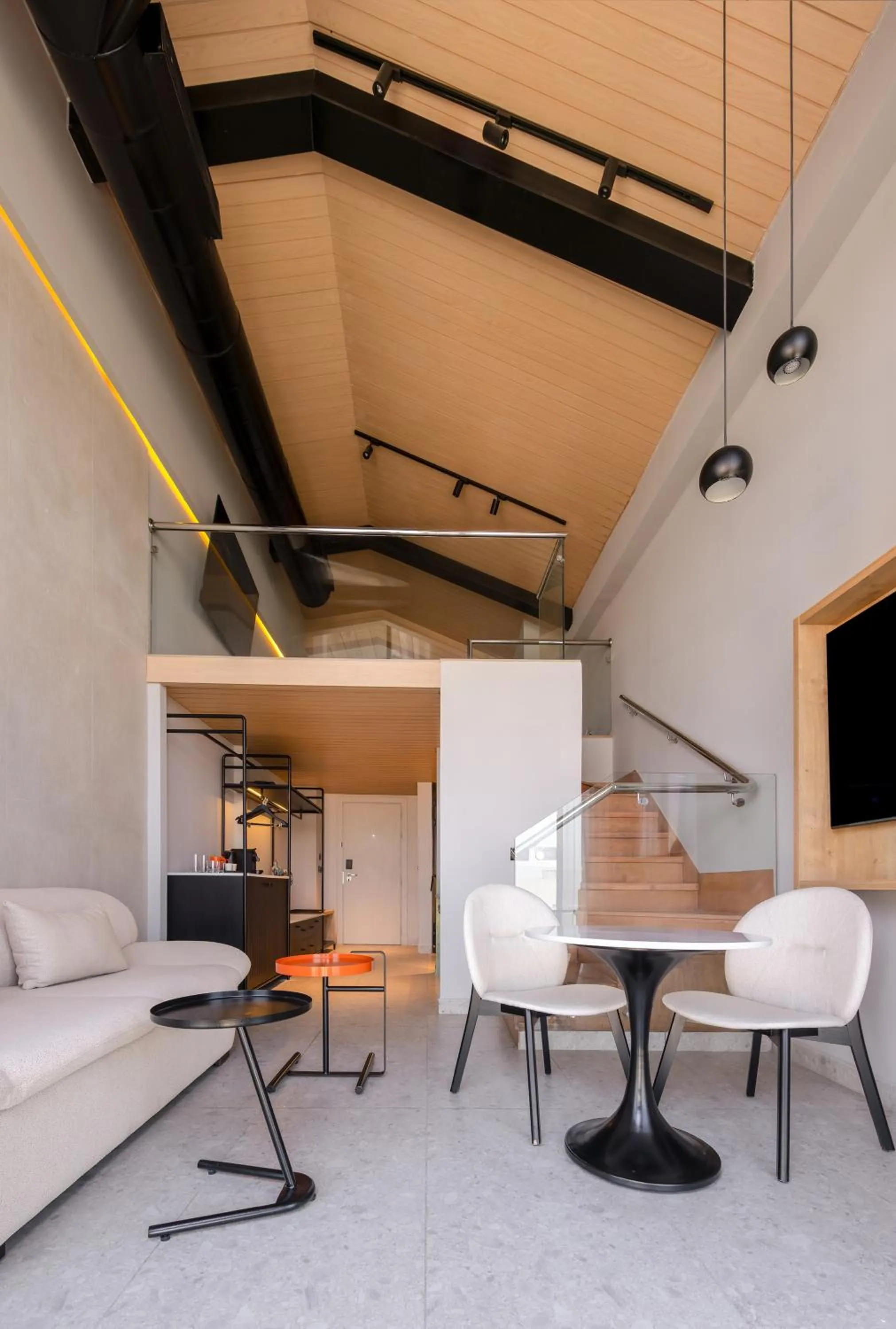 TV and multimedia in Hyatt Centric Cairo West