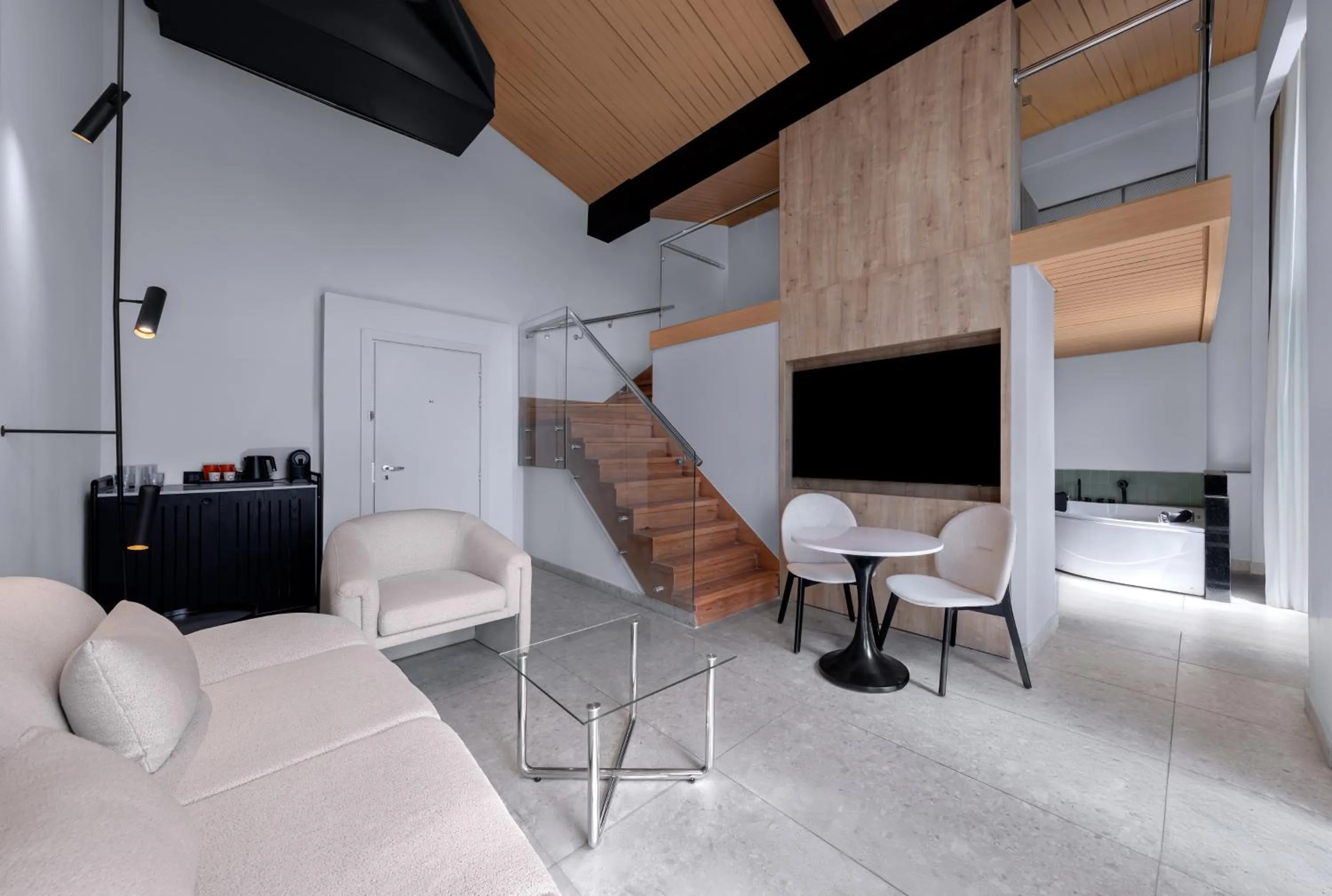 Coffee/tea facilities, Bed in Hyatt Centric Cairo West