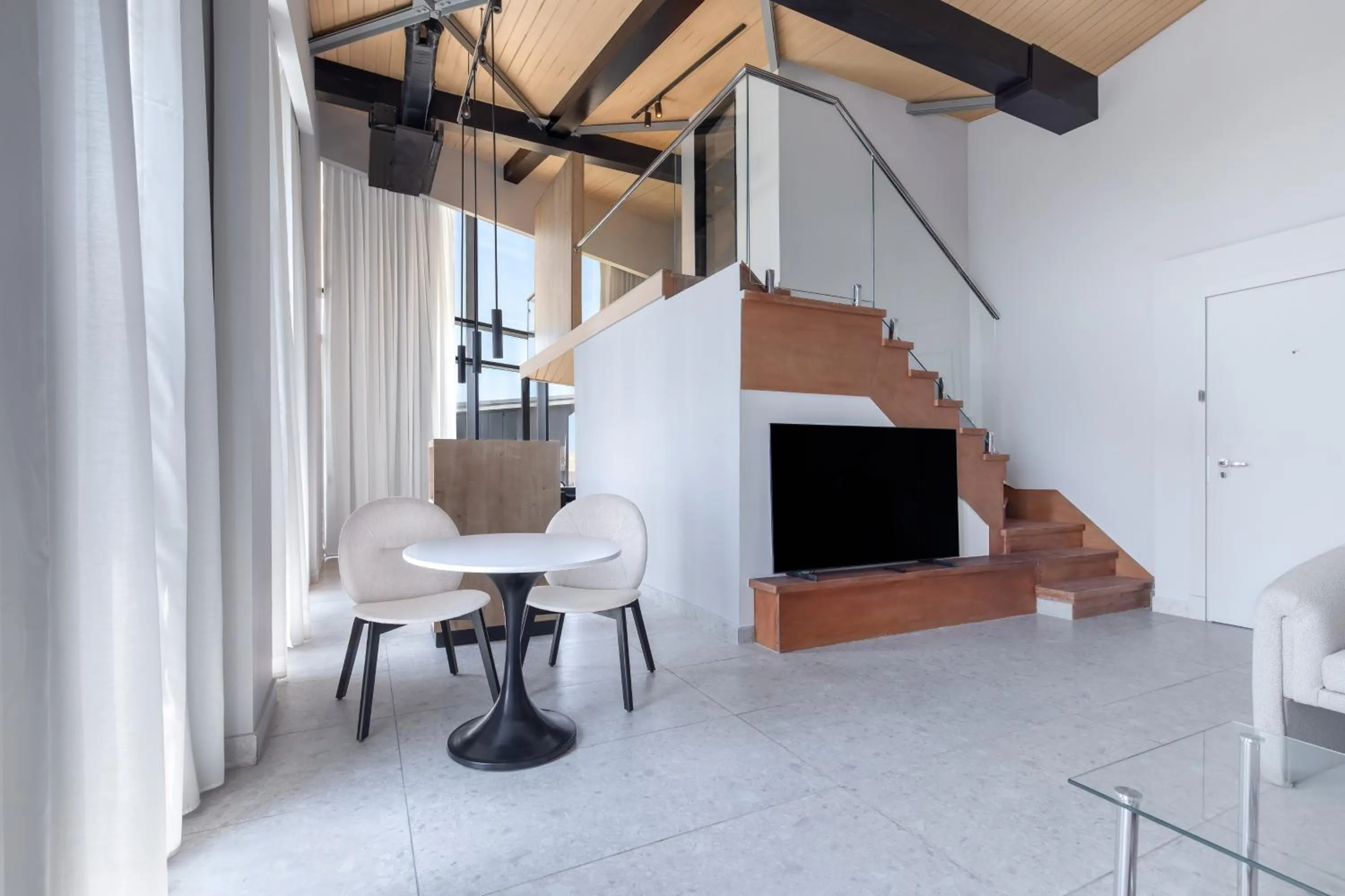 TV and multimedia in Hyatt Centric Cairo West