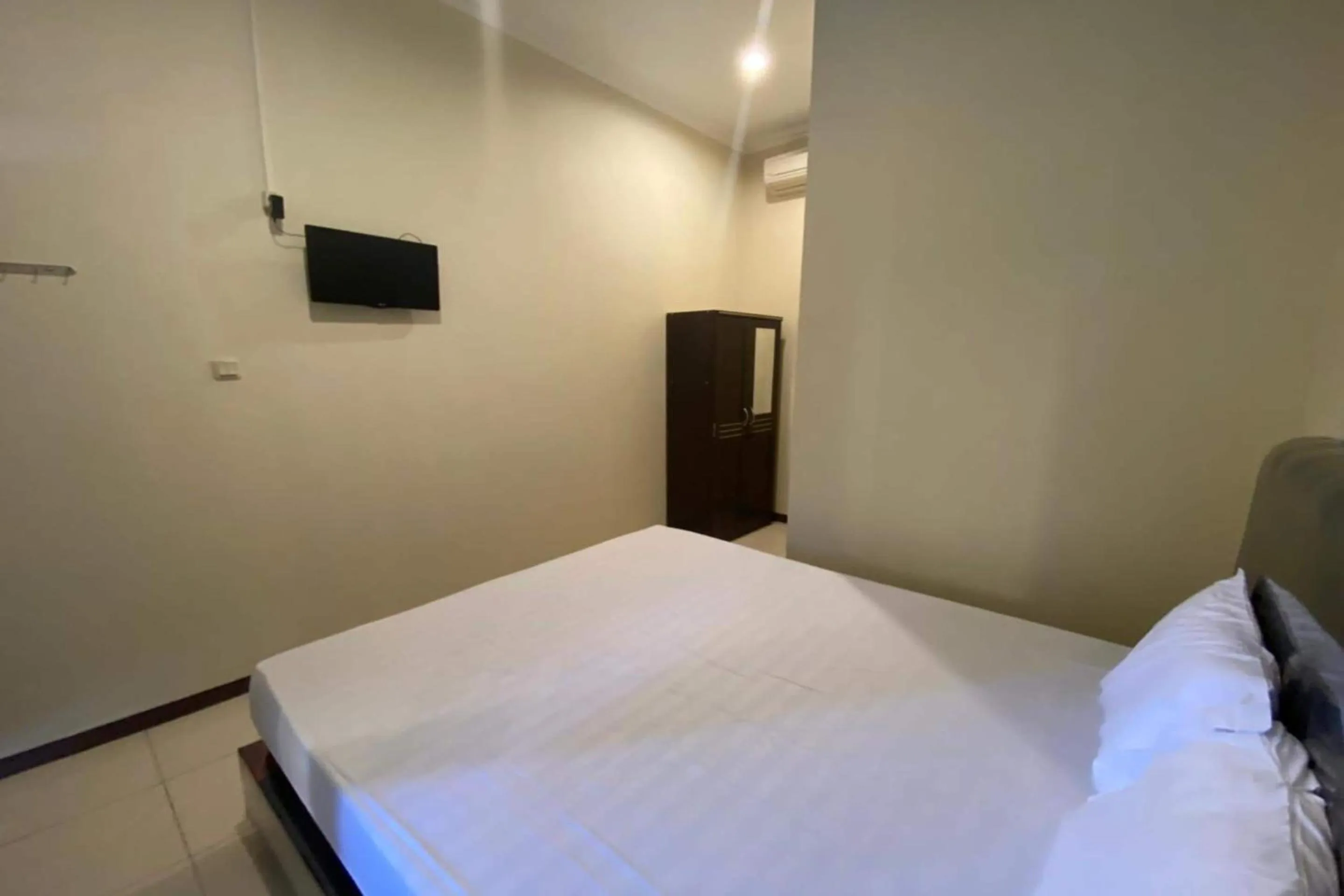 Bedroom, Bed in Hotel O Sweet Home Residence Simpang Lima