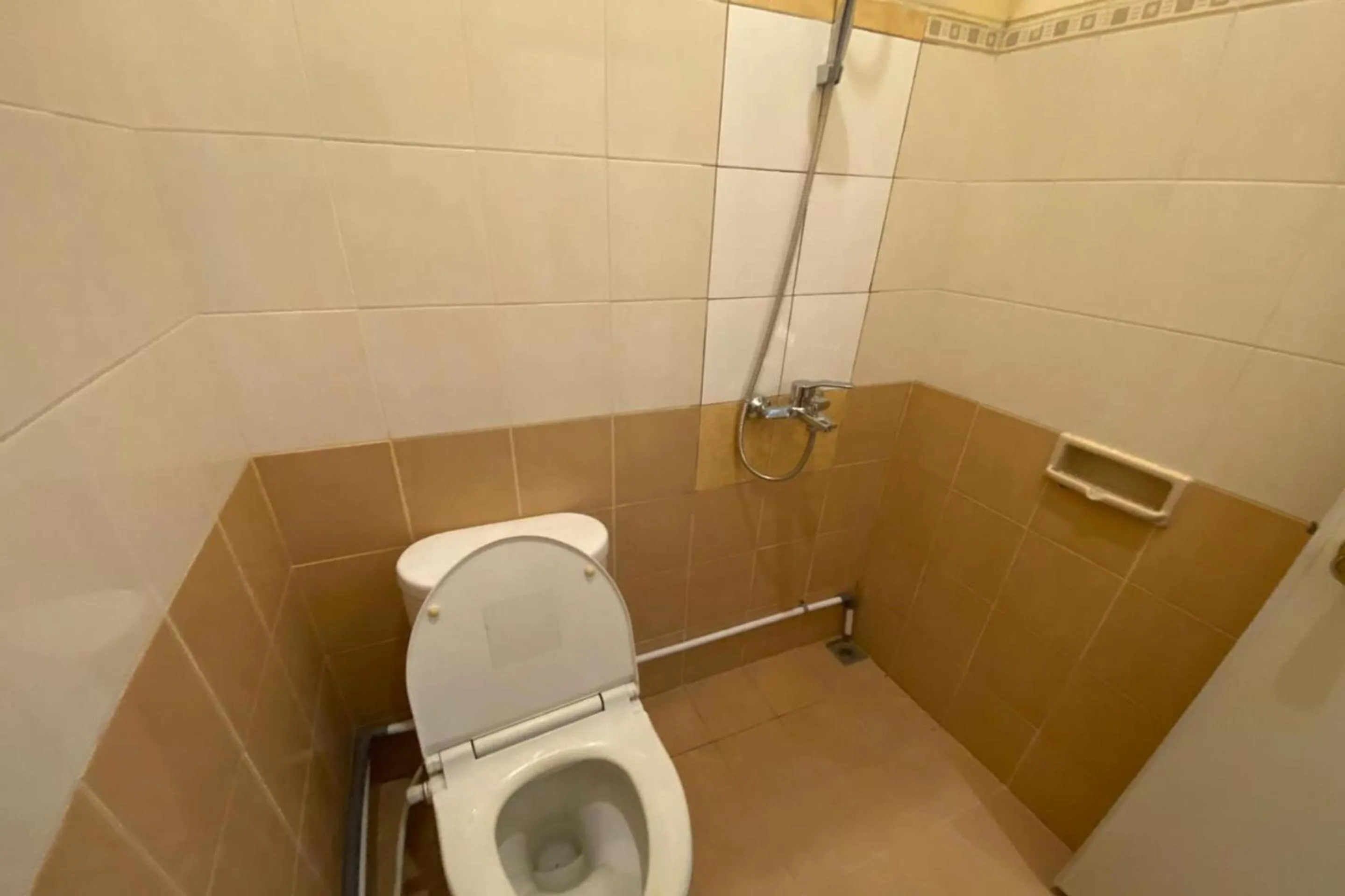 Bathroom in Hotel O Sweet Home Residence Simpang Lima