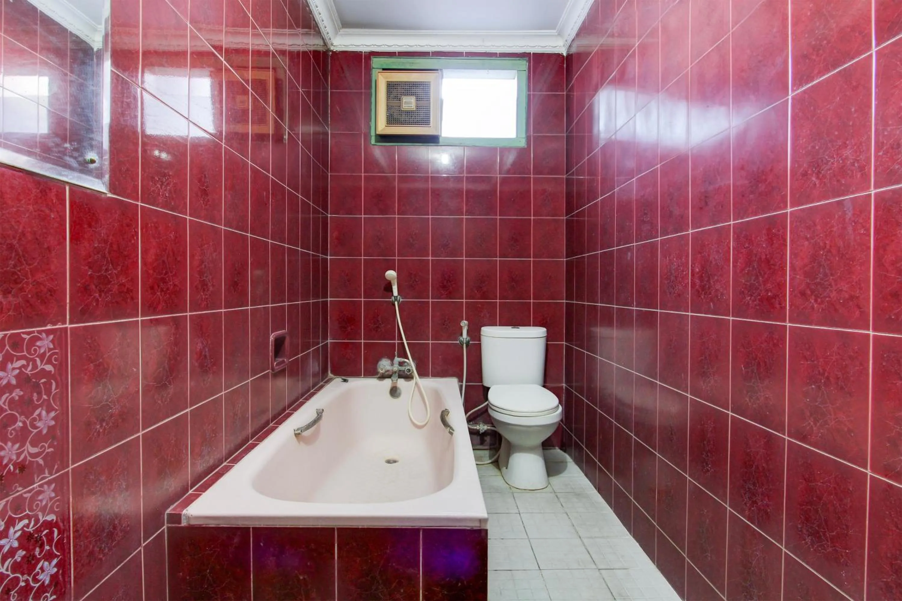 Bathroom in Hotel O Gurita