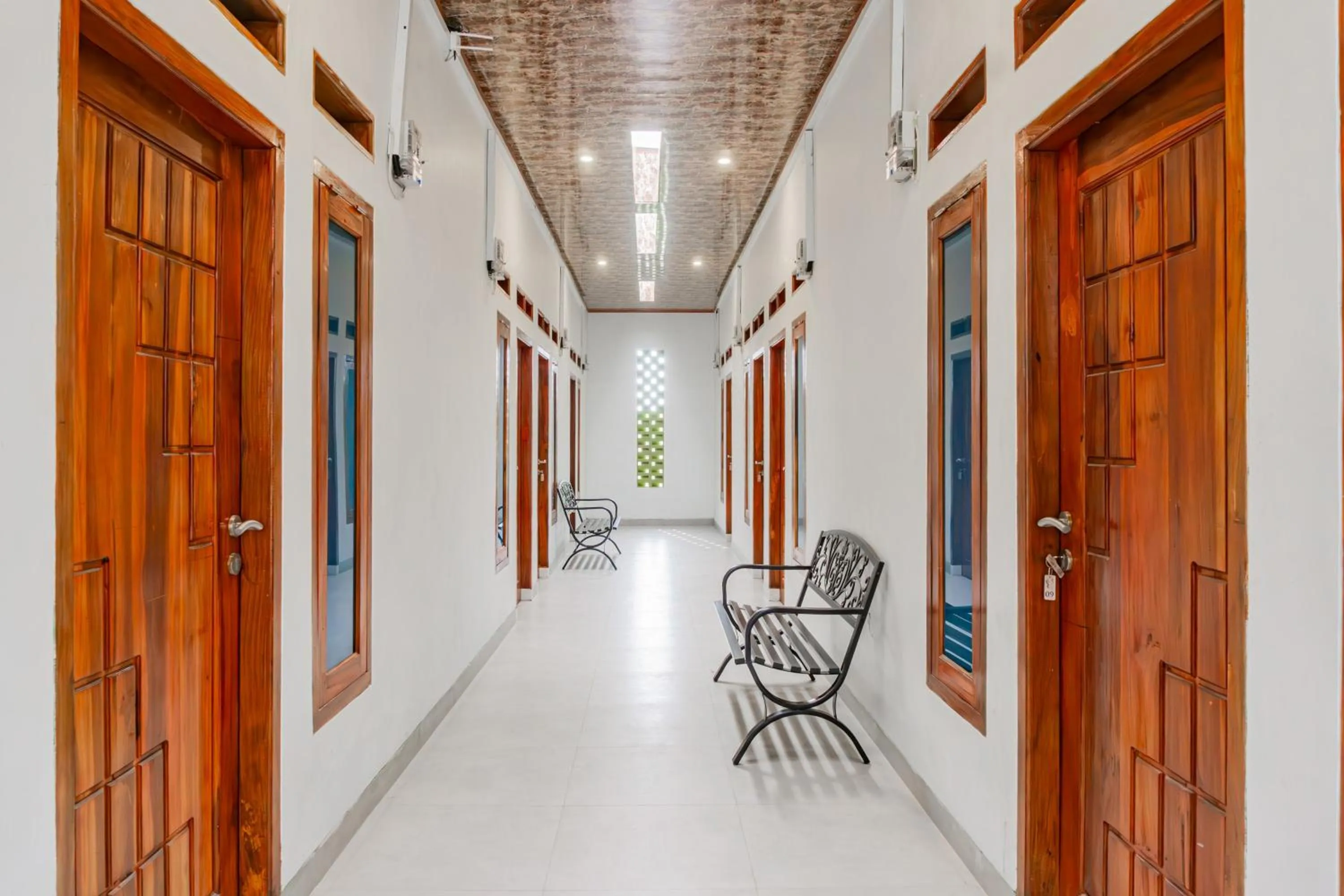 Area and facilities in Hotel O Penginapan Kertajaya Syariah