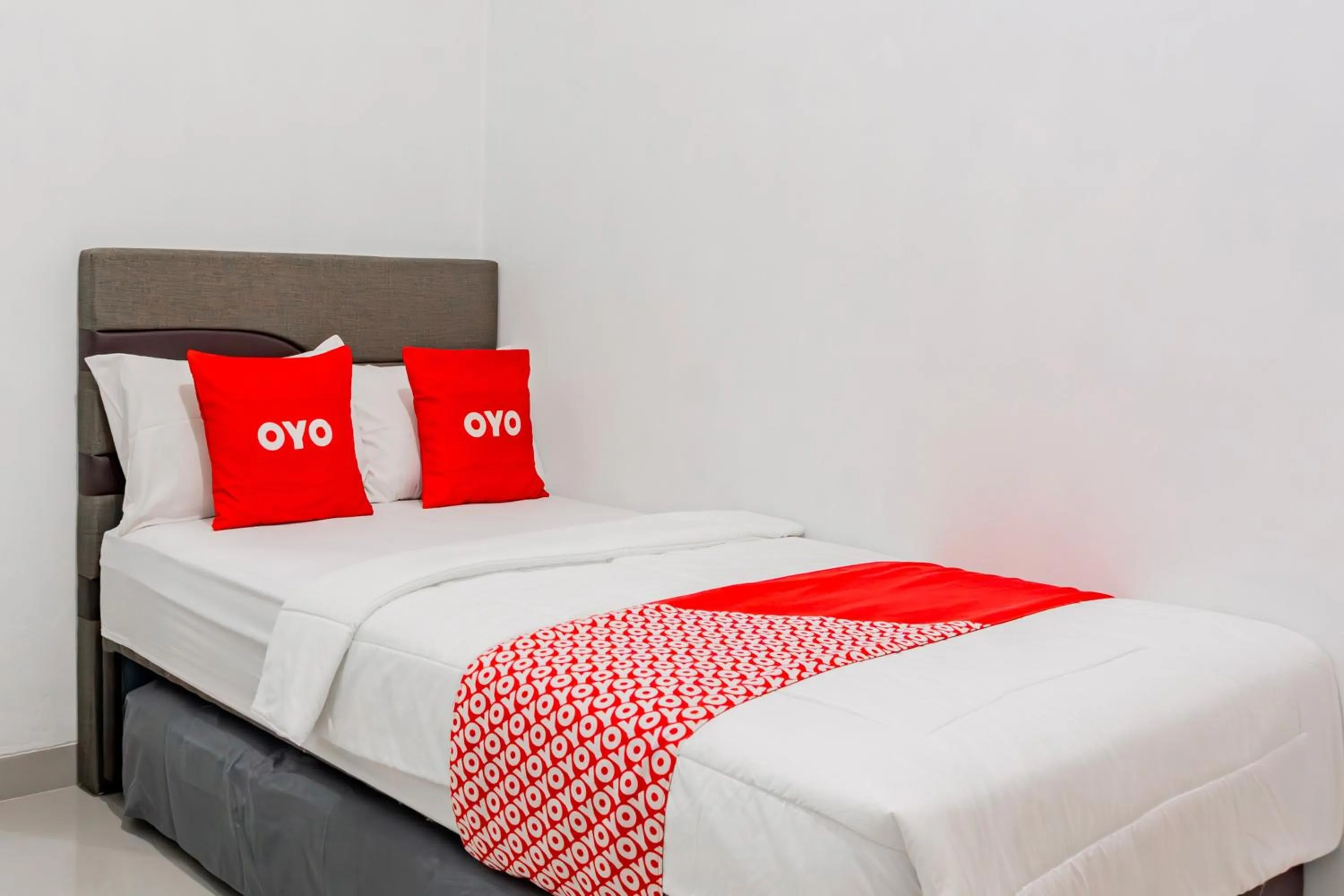 Bedroom in Hotel O Penginapan Kertajaya Syariah