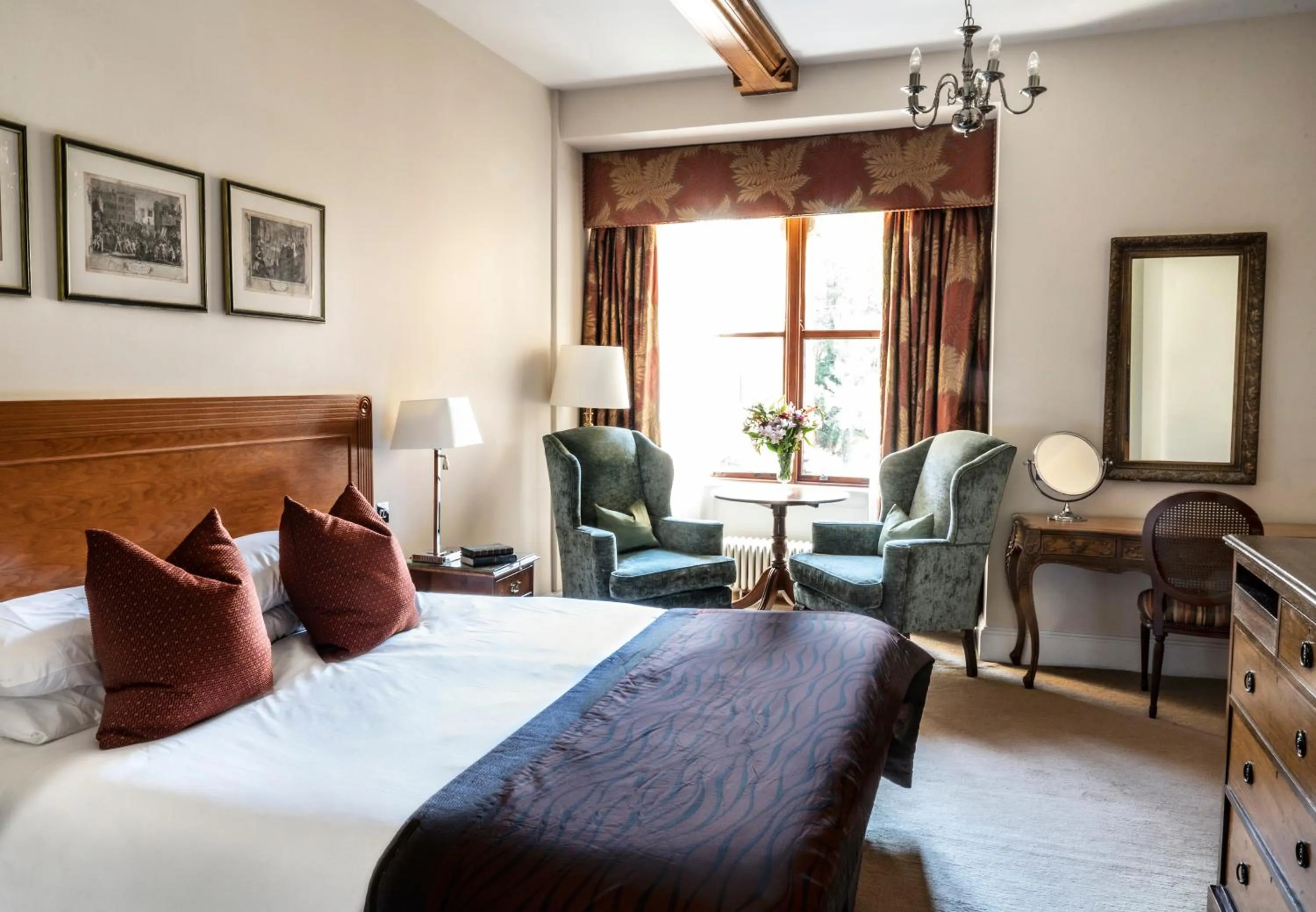 Bed in Ettington Park Hotel, Stratford-upon-Avon