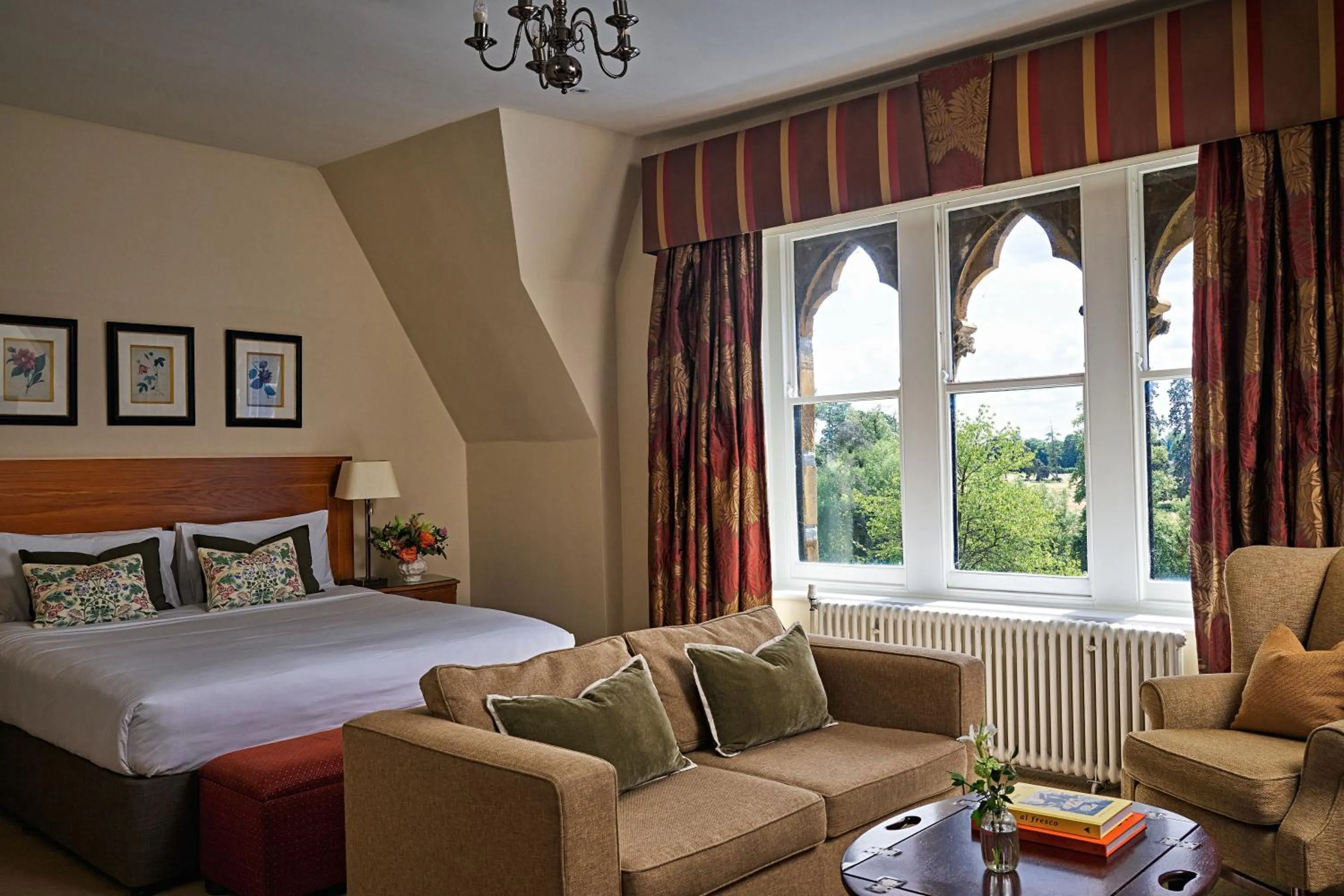 Bedroom, Bed in Ettington Park Hotel, Stratford-upon-Avon