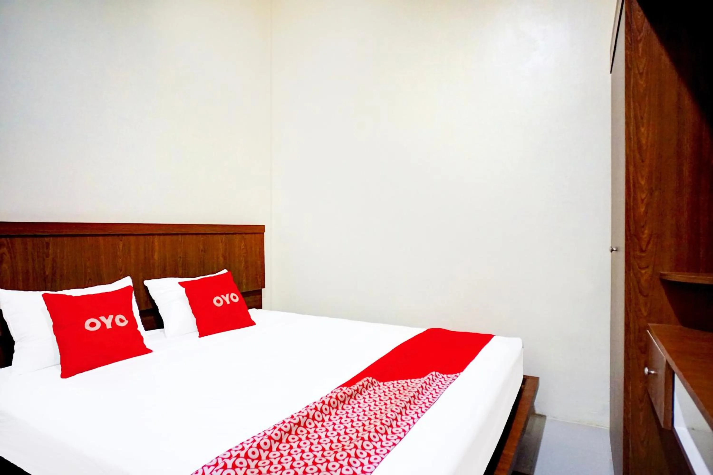 Bedroom, Bed in Hotel O P&g Guest House