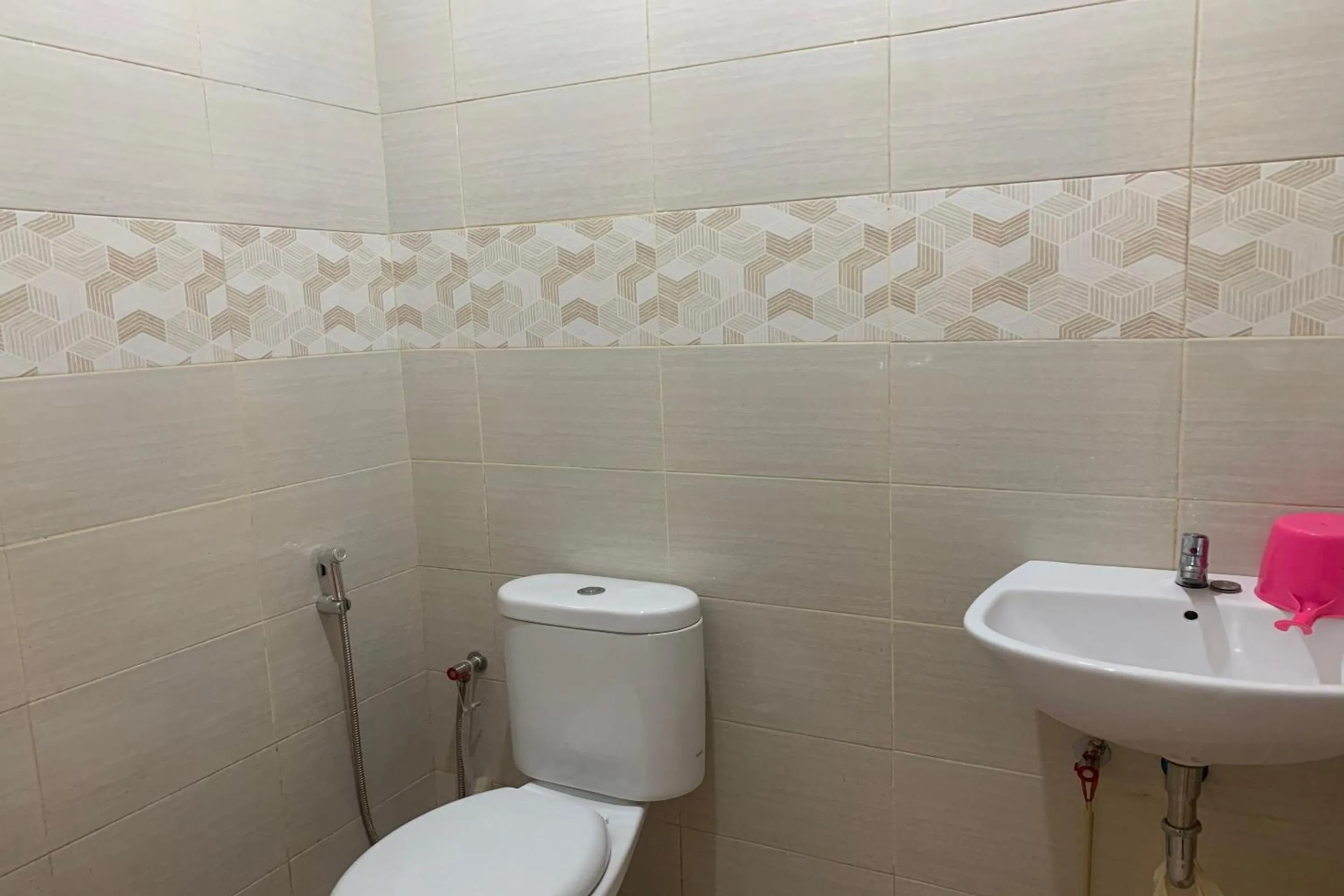 Bathroom in Hotel O Melros Place Homestay