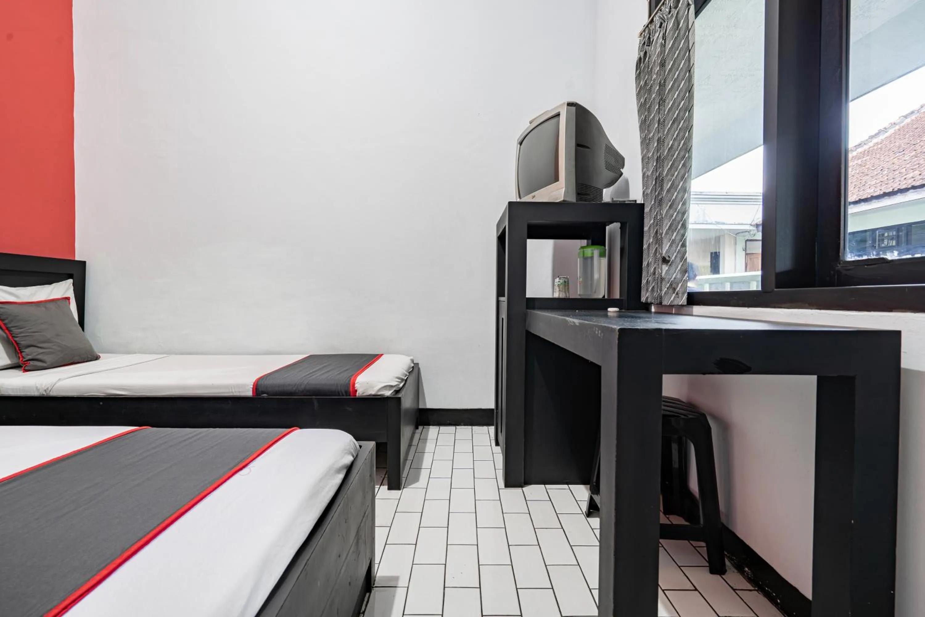 Bedroom, Bed in Collection O Tasikmalaya Near Stadium Wiradadaha Formerly Hotel Abadi