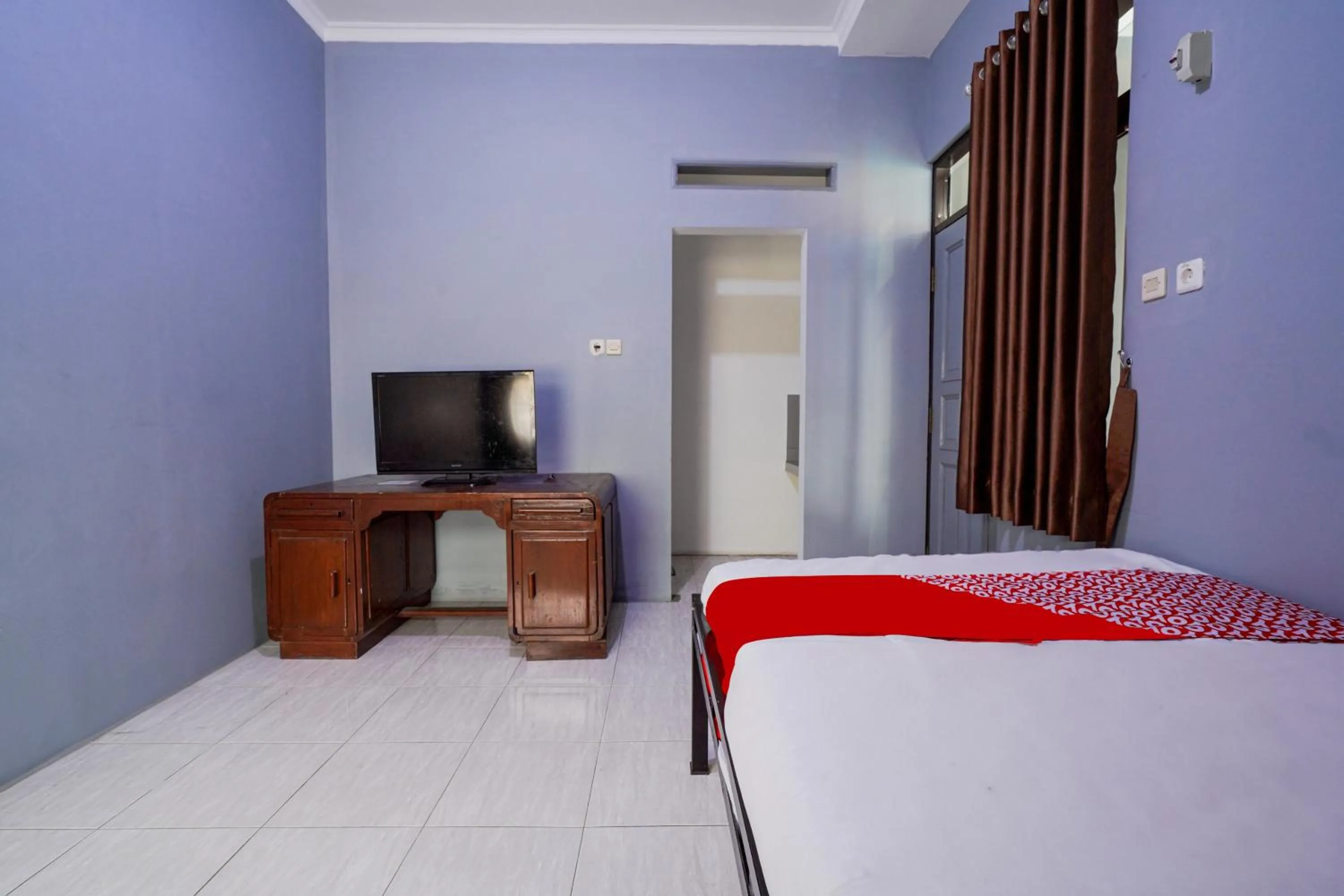 Bedroom, Bed in Hotel O Pdl Guest House Syariah