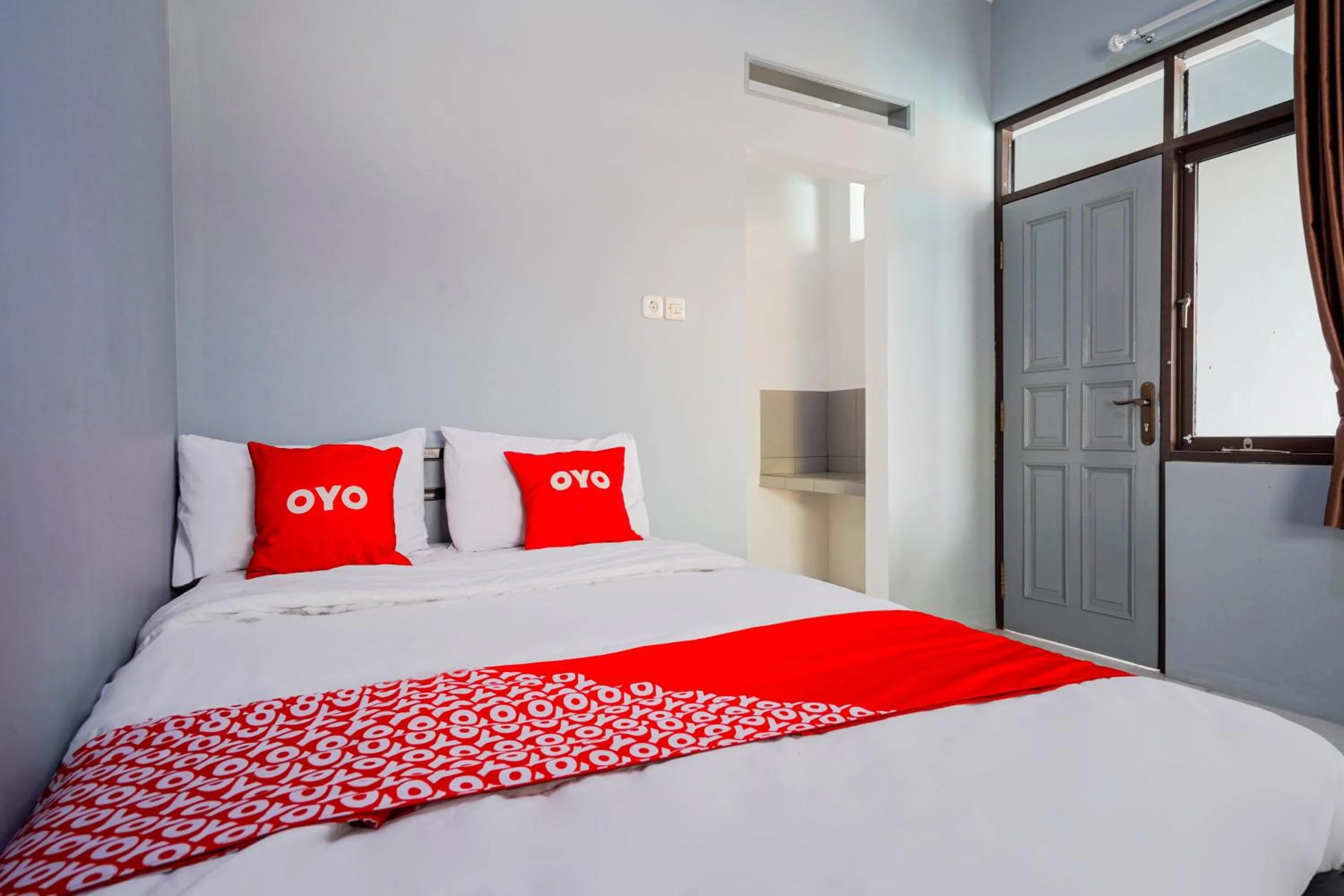 Bedroom, Bed in Hotel O Pdl Guest House Syariah