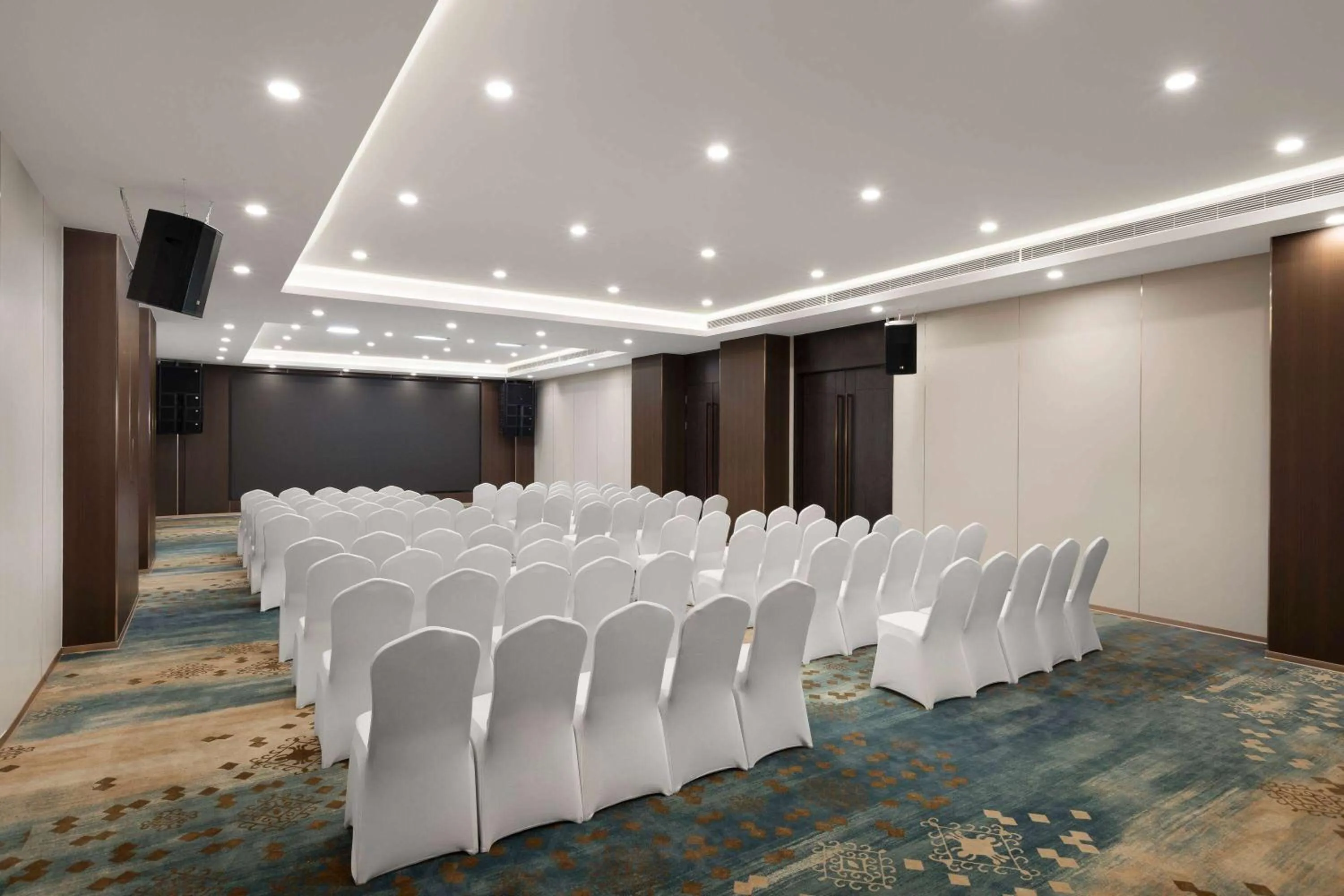 Meeting/conference room in Ramada by Wyndham Changsha East