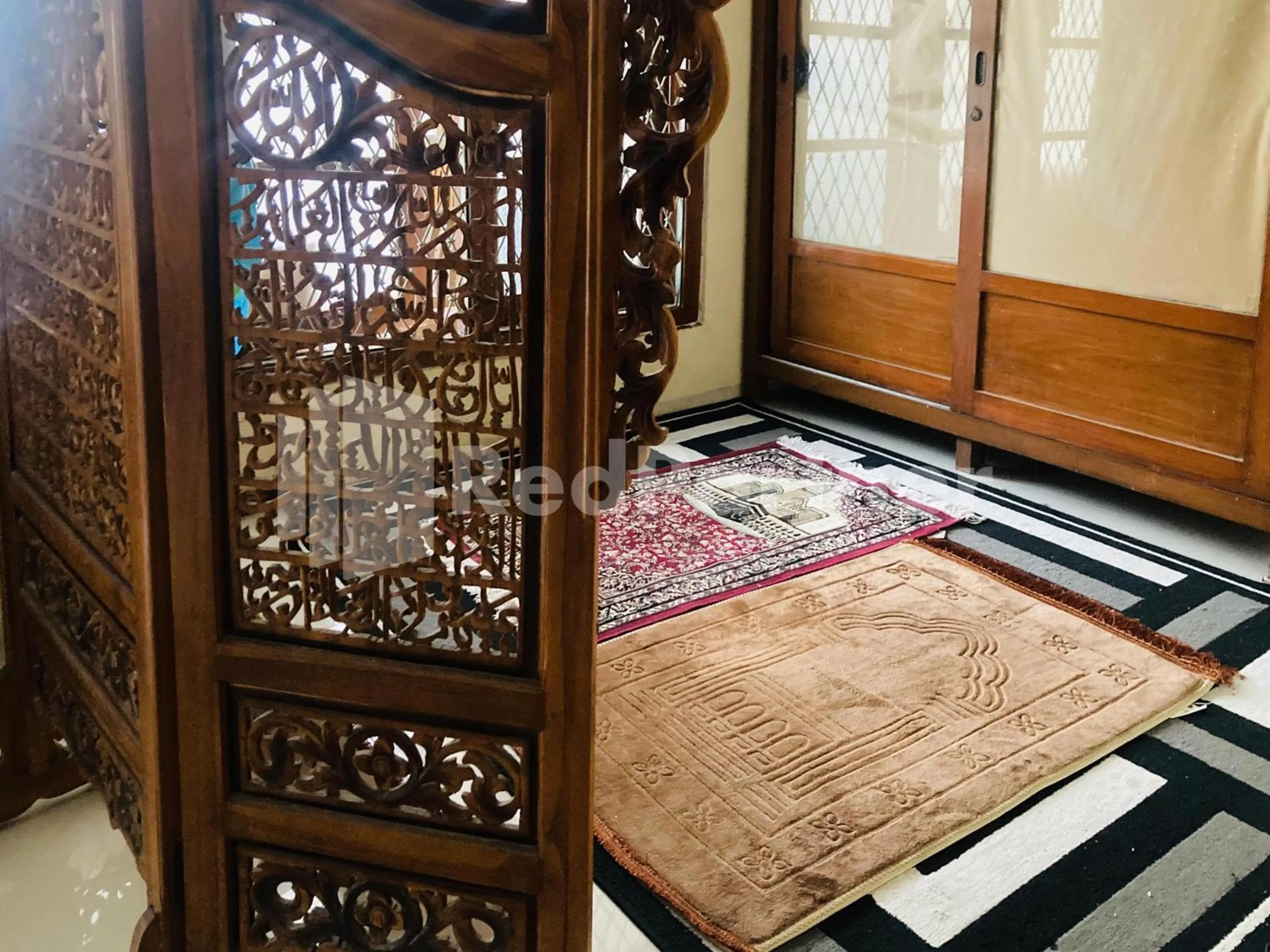 Place of worship in Sahil inn Syariah Prawirotaman RedPartner