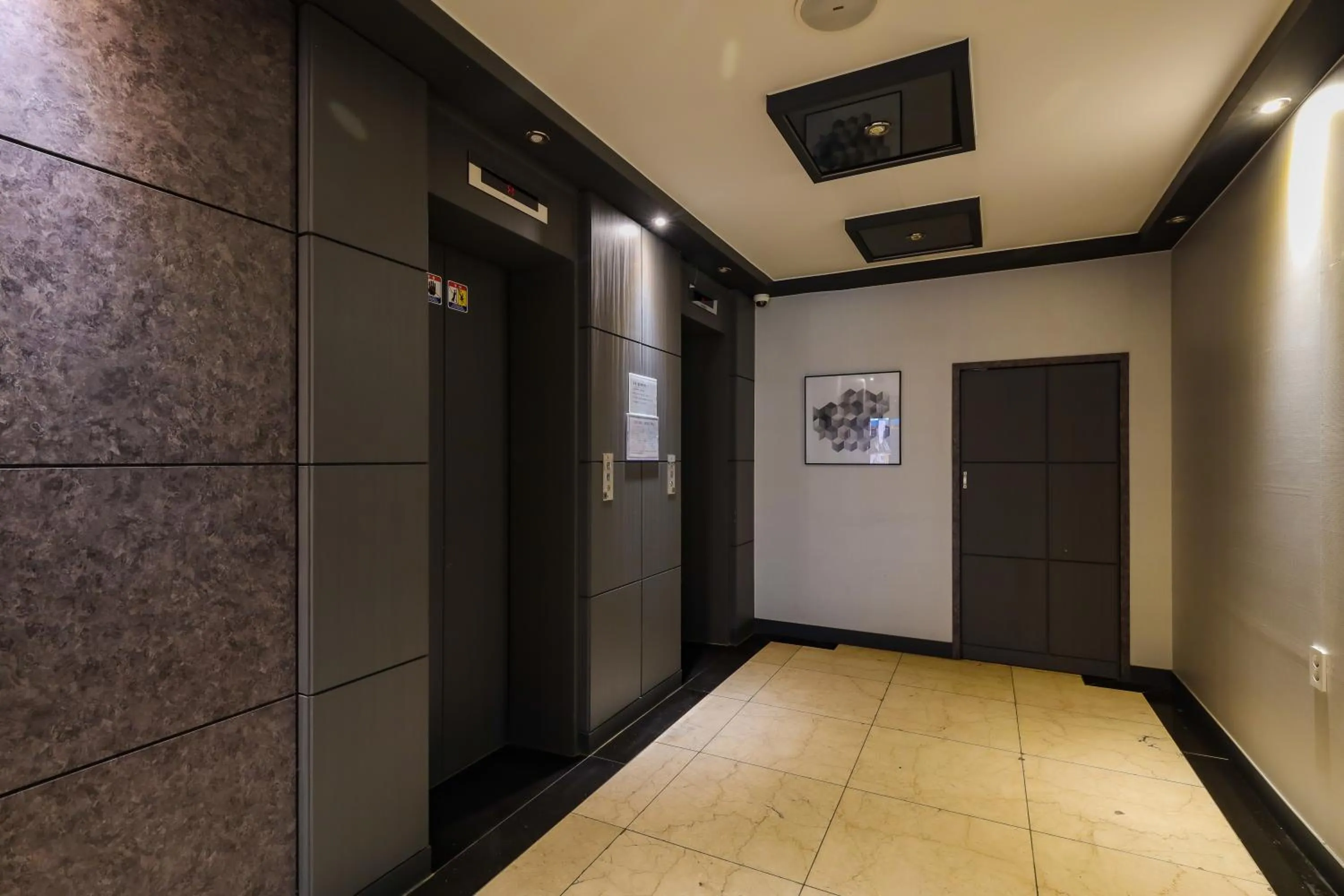 Lobby or reception in FromH J Hotel Osan