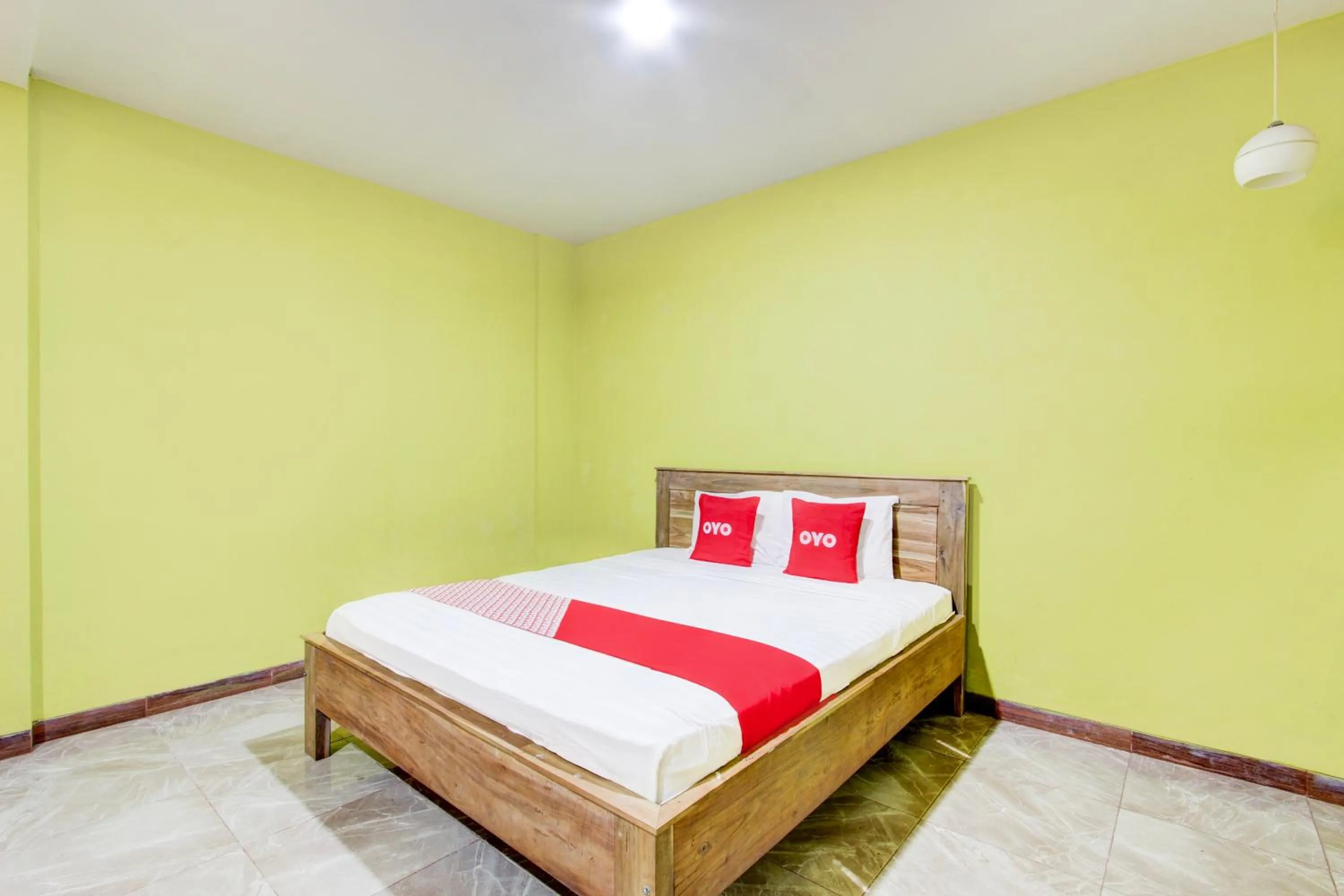 Bedroom, Bed in Hotel O Penginapan Viki Syariah