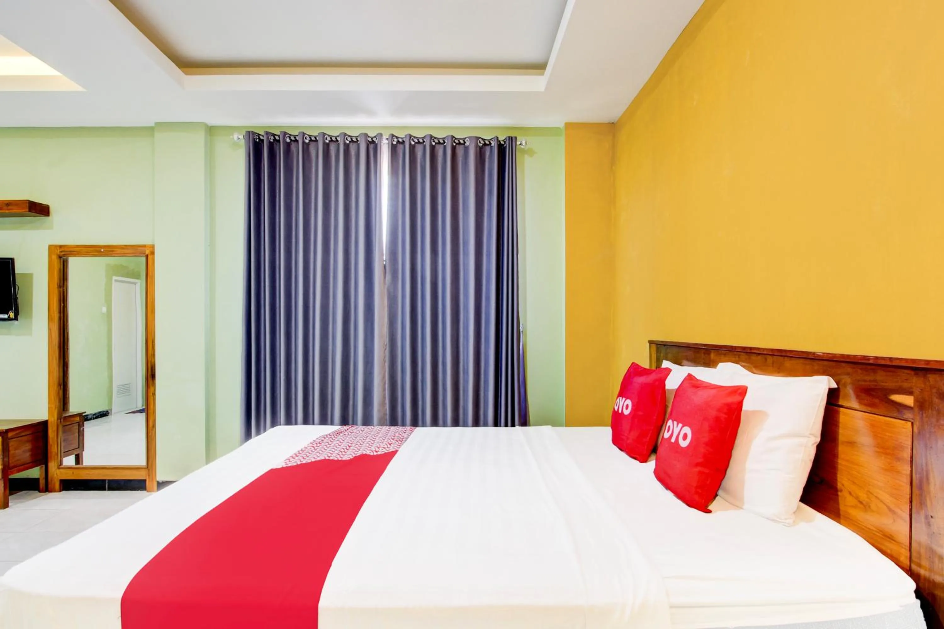 Bedroom, Bed in Hotel O Penginapan Viki Syariah