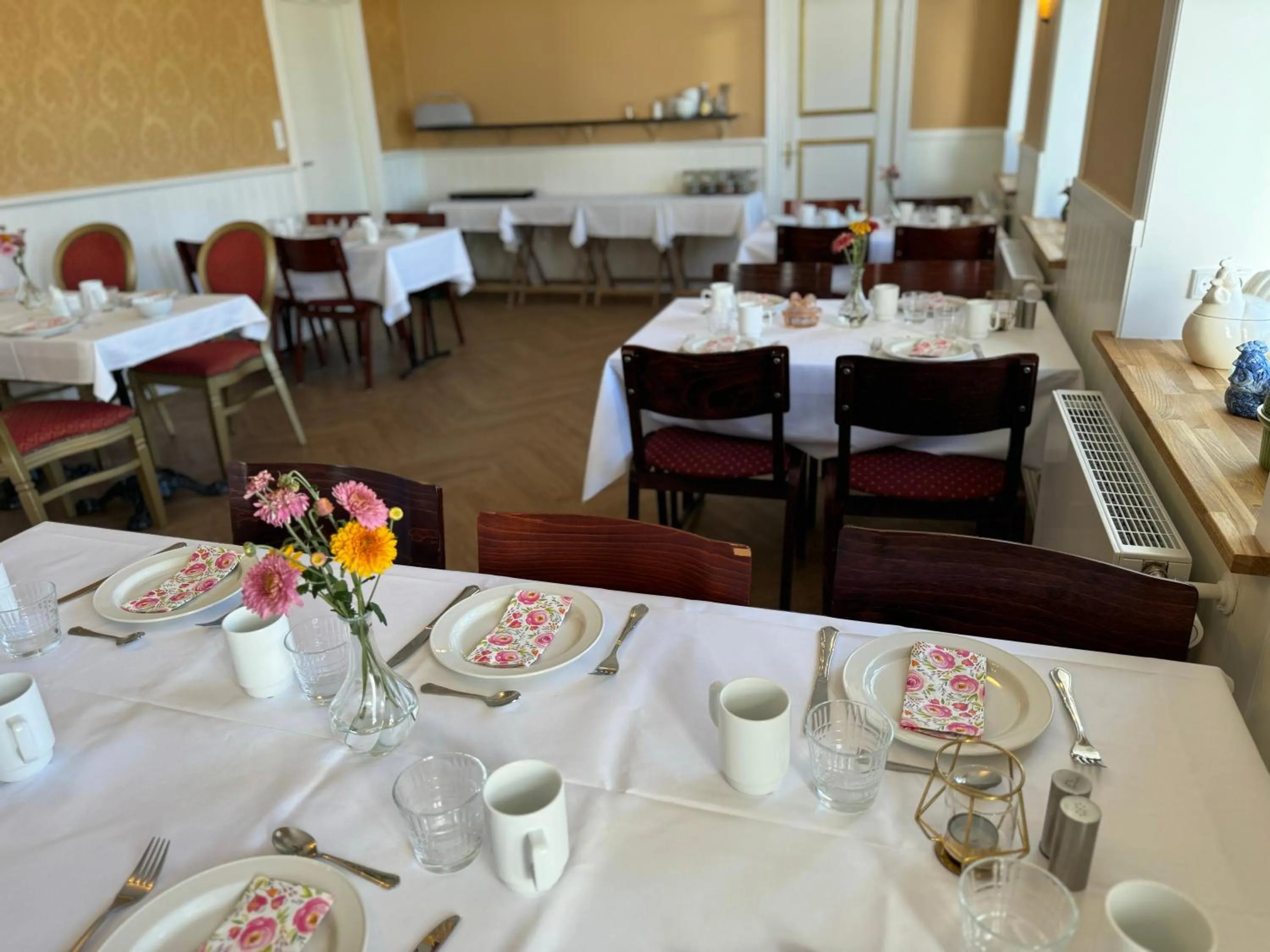 Breakfast in Rold Gl Kro