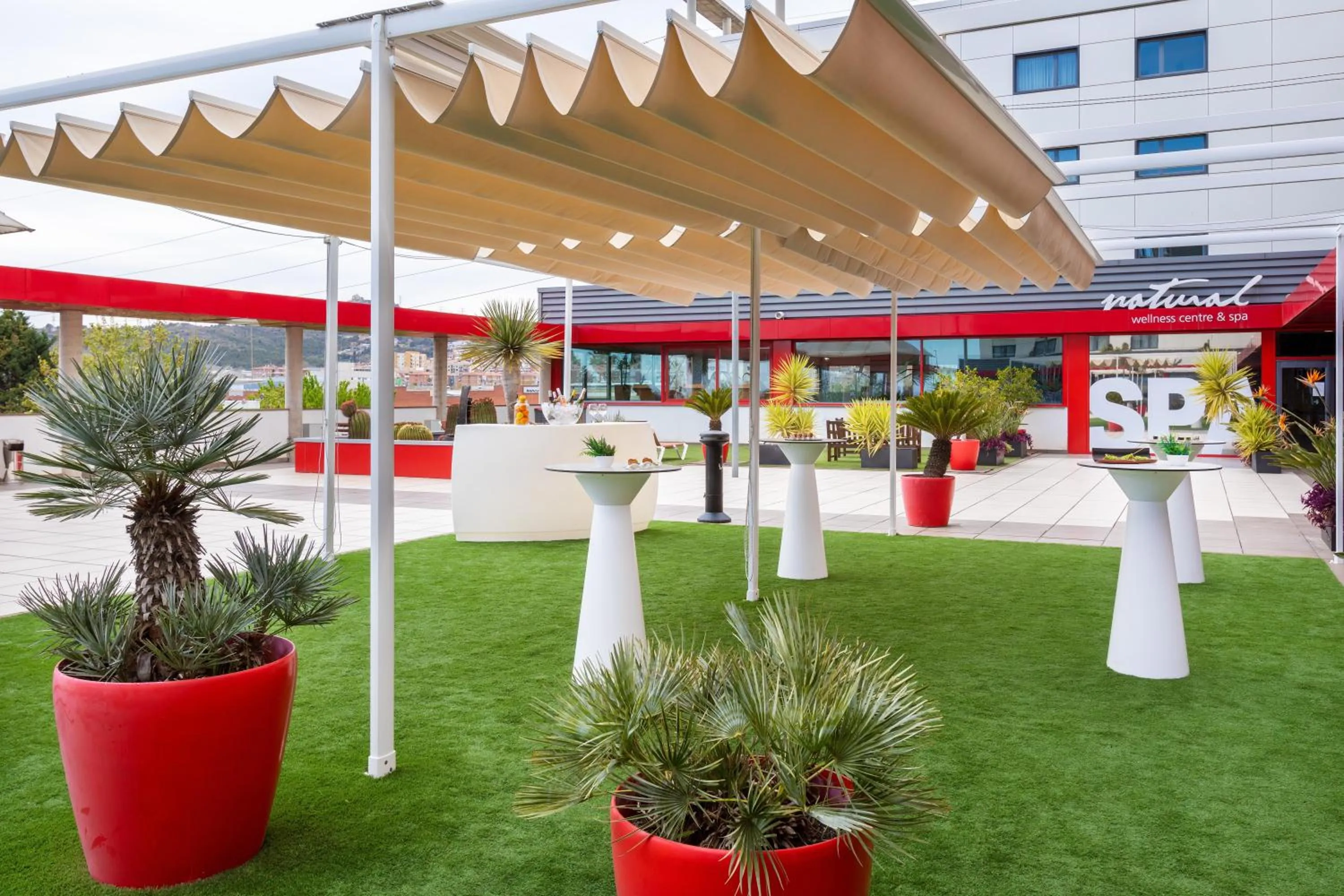Balcony/Terrace in Alexandre FrontAir Congress