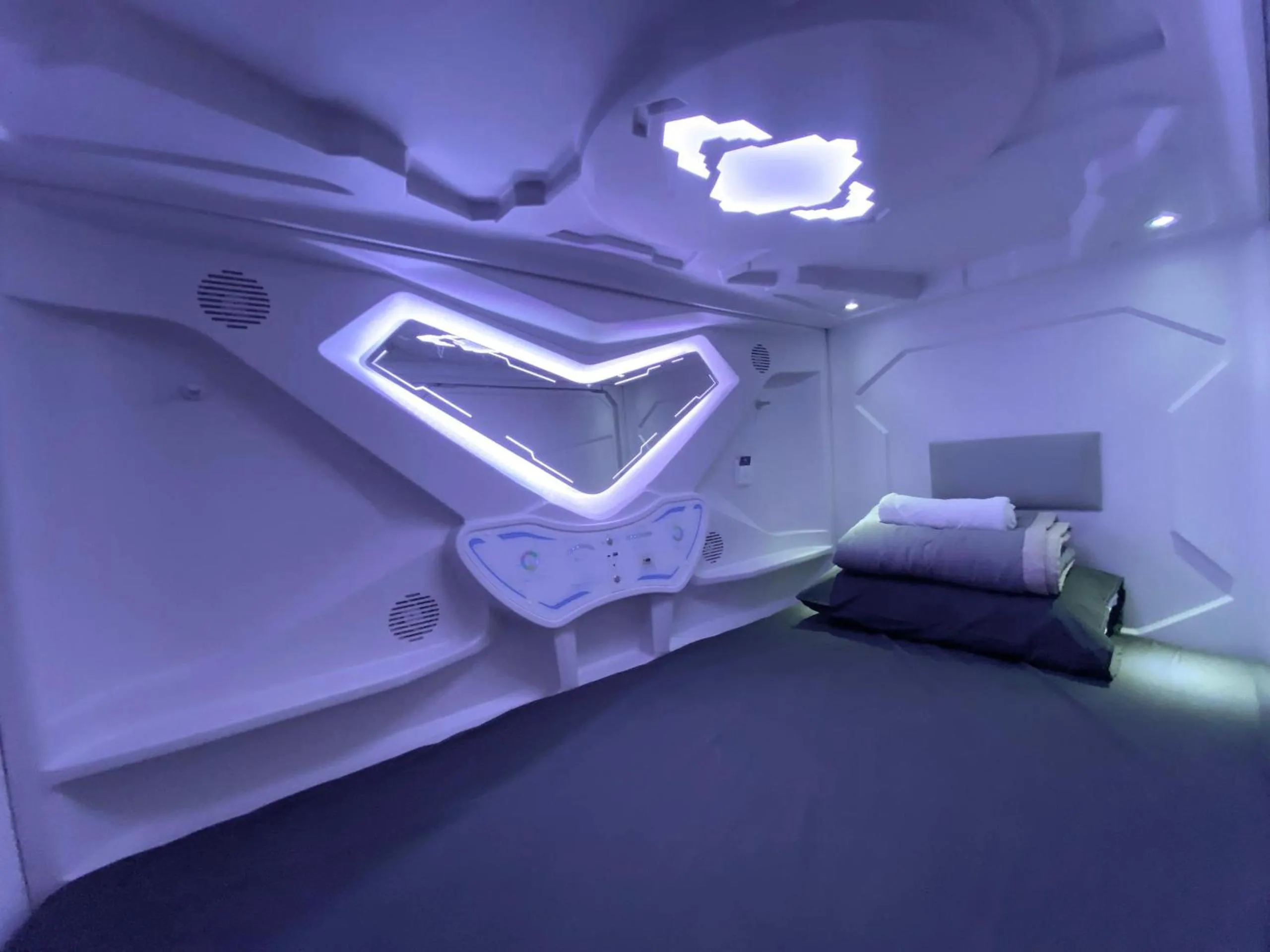 Bed in U Capsule Hotel Kulai
