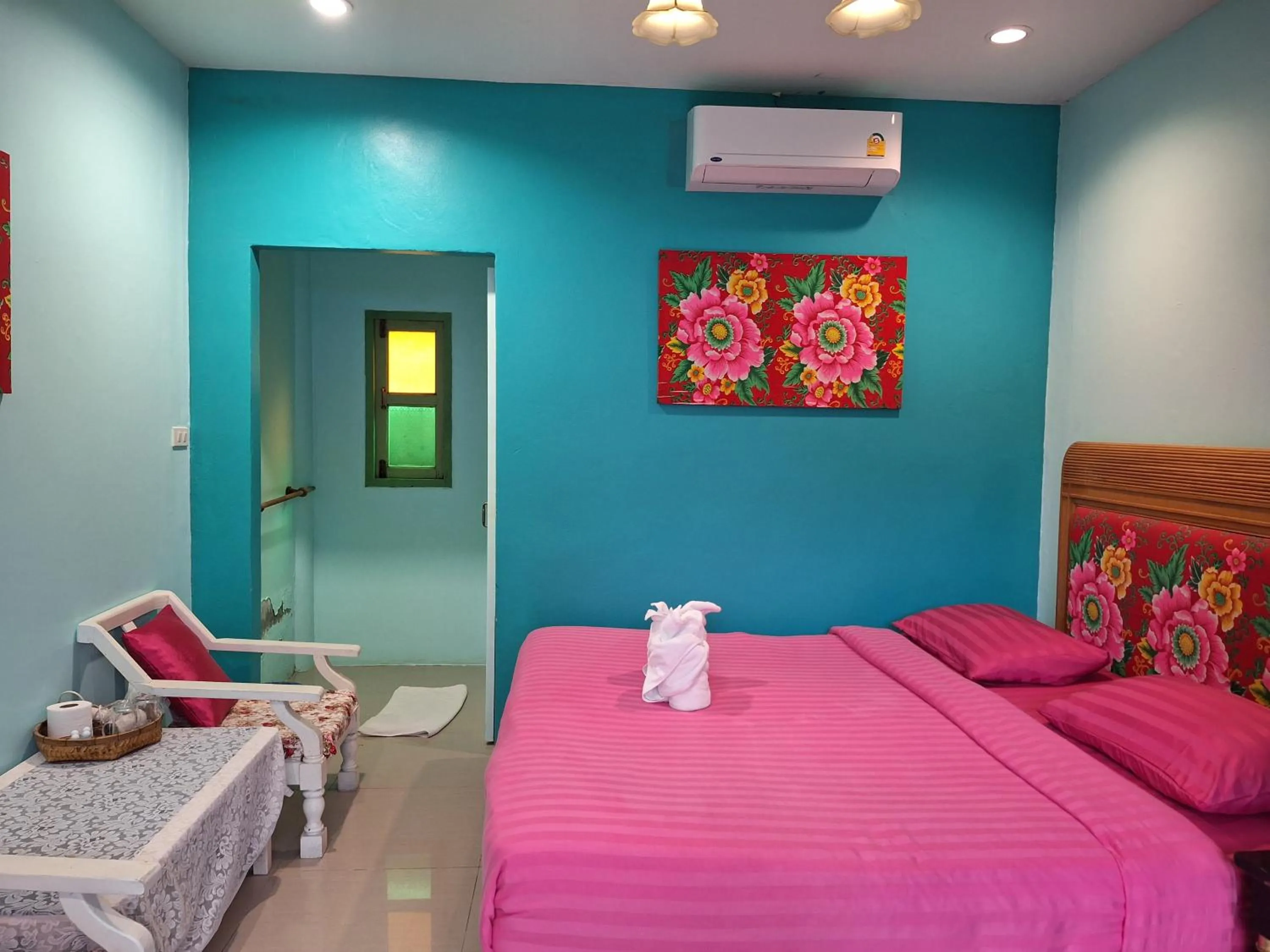 Bed in Baanrak amphawa homestay