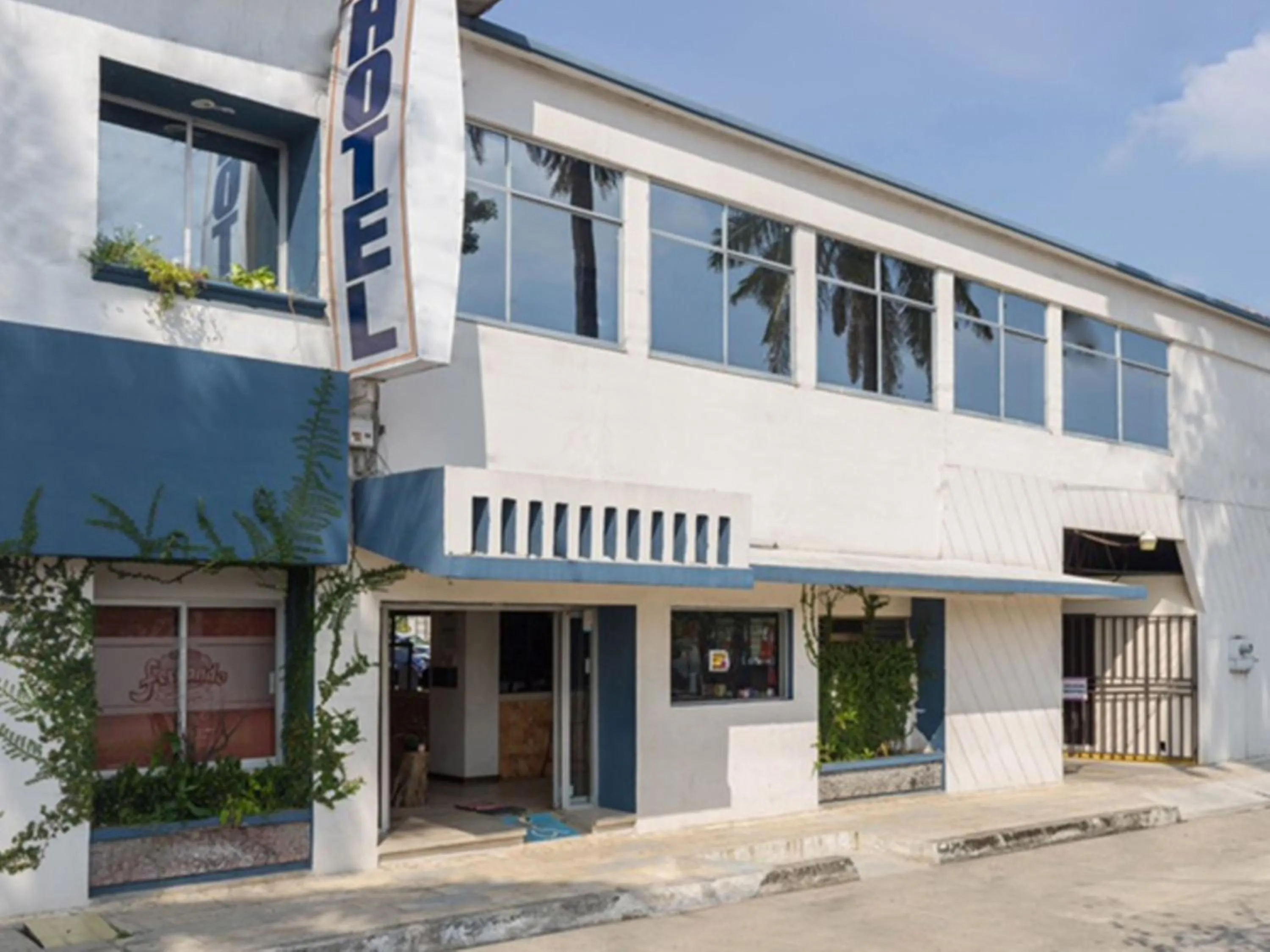 Property building in Hotel Lacantum