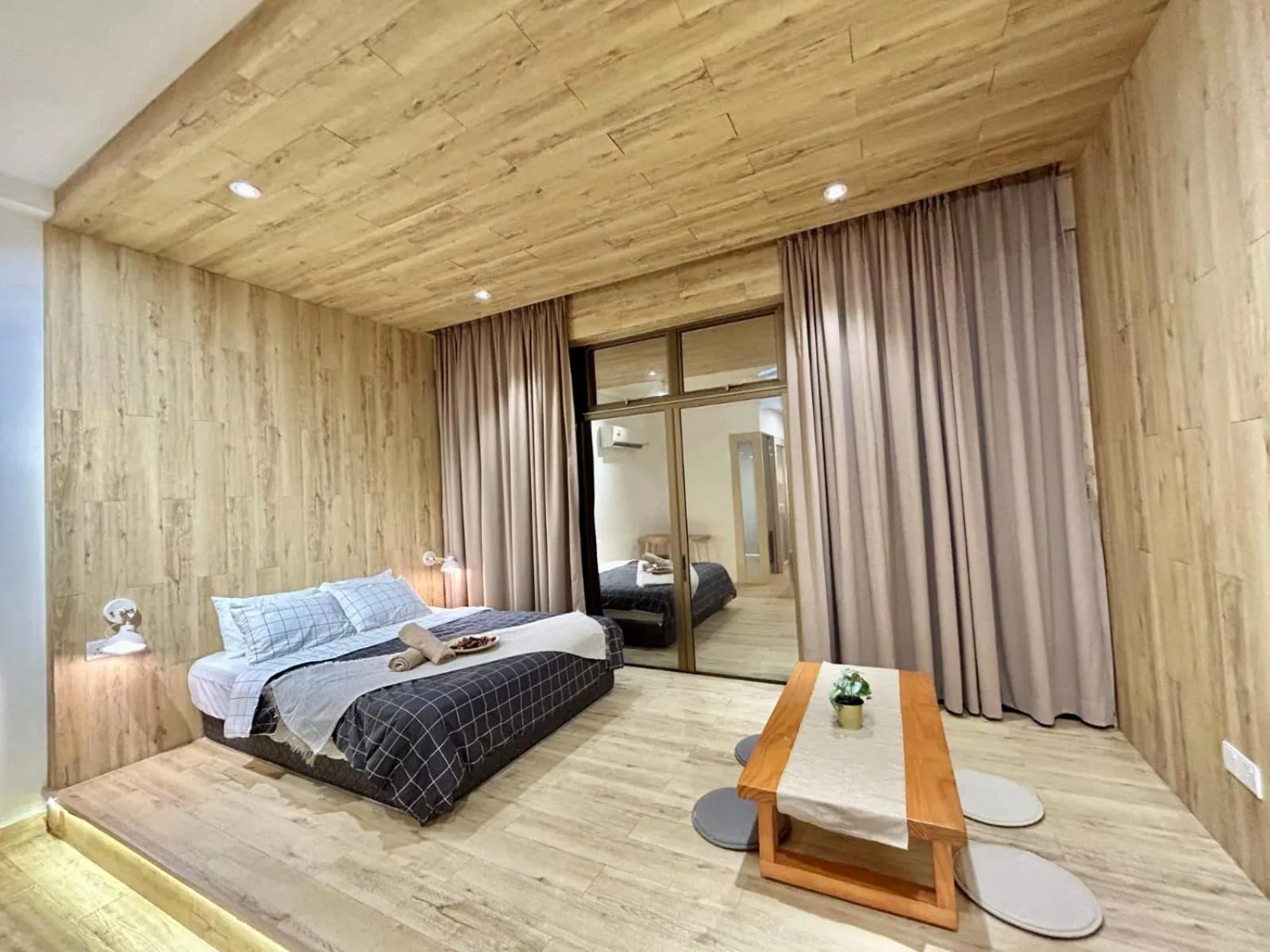 Bed in Mount Austin Palazio Johor Bahru