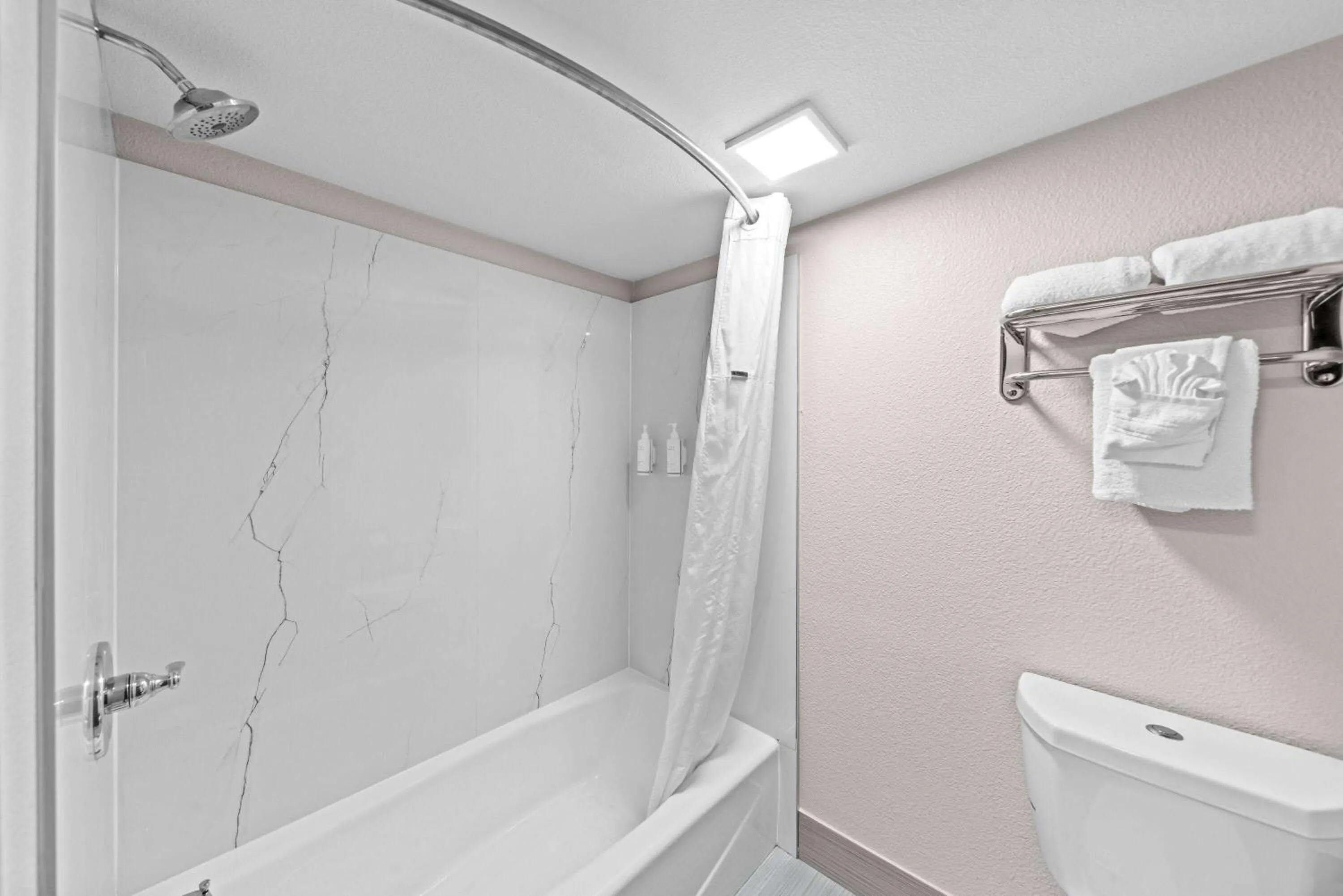 Bathroom in Days Inn by Wyndham Gainesville