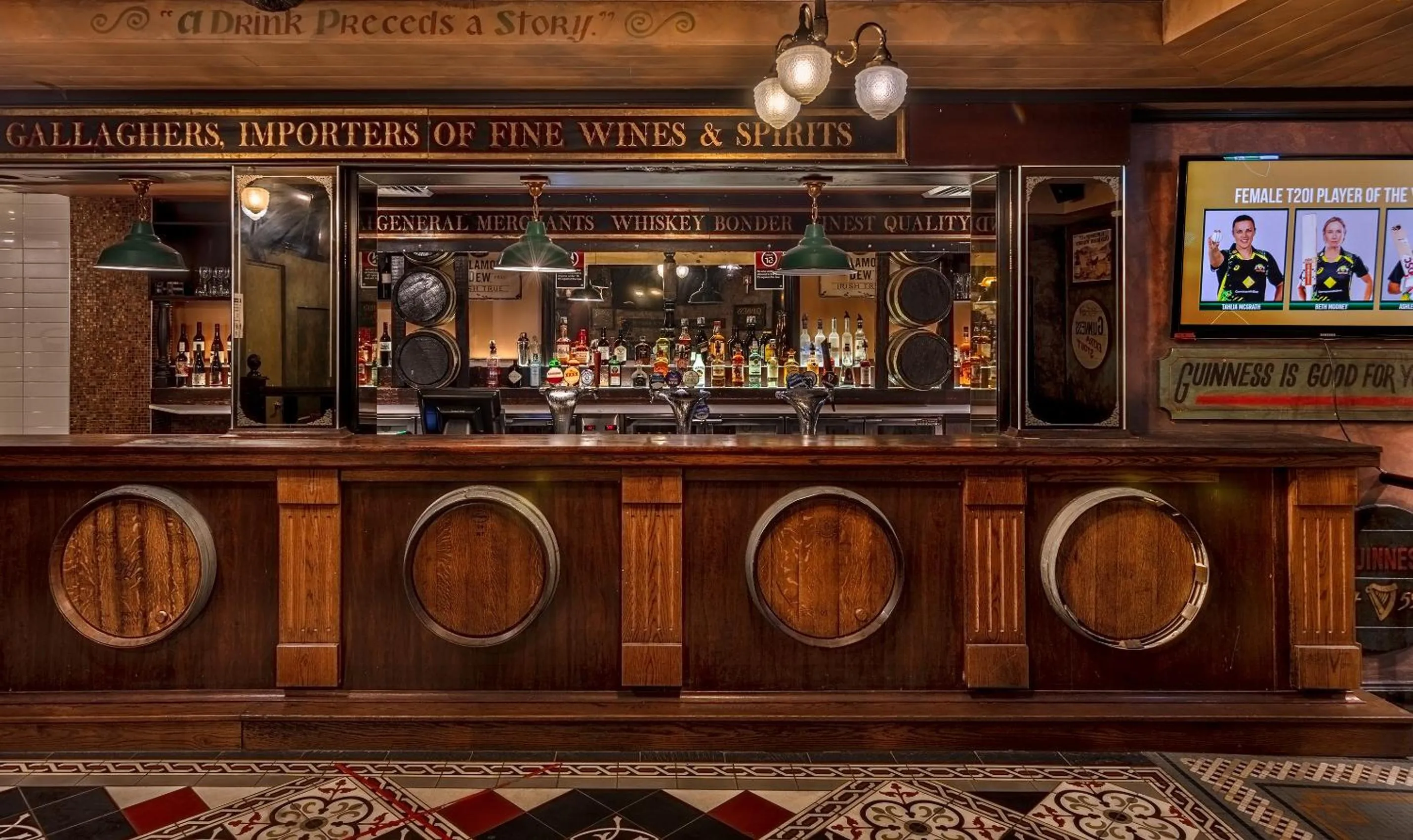 Lounge or bar in Criterion Hotel Sydney