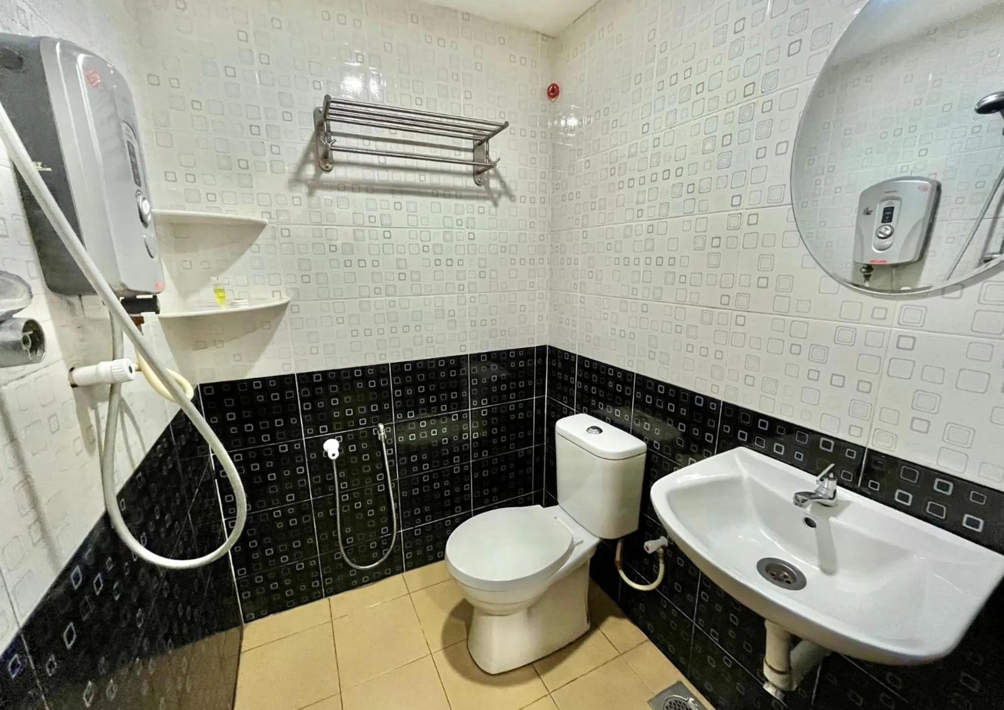 Bathroom in Yellow Mansion Hotel Melaka Raya