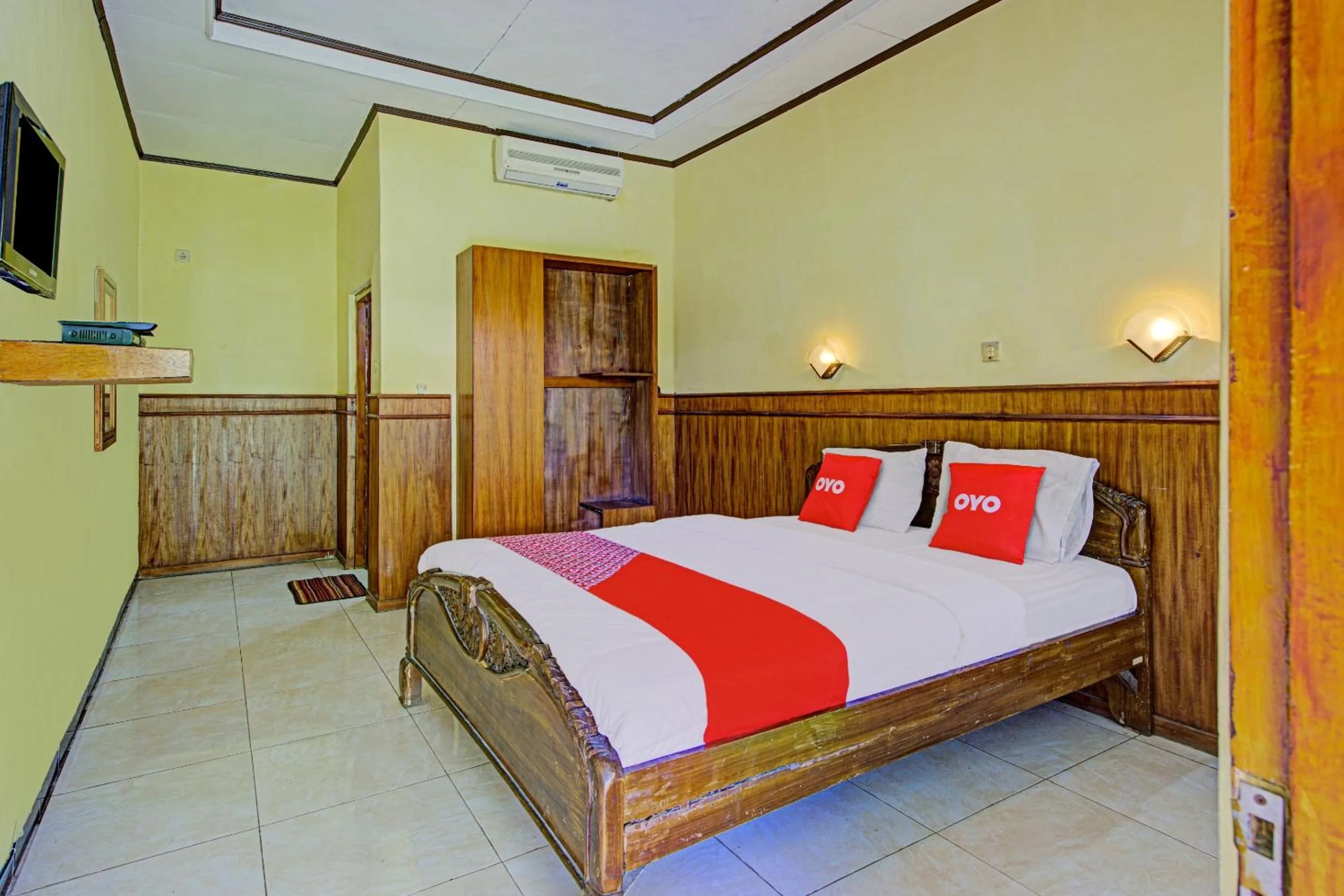 Bedroom in OYO 3934 Hotel Istana