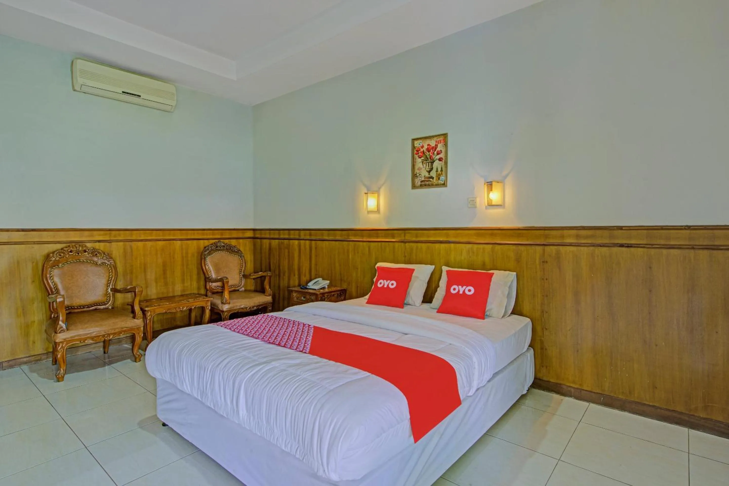 Bedroom in OYO 3934 Hotel Istana