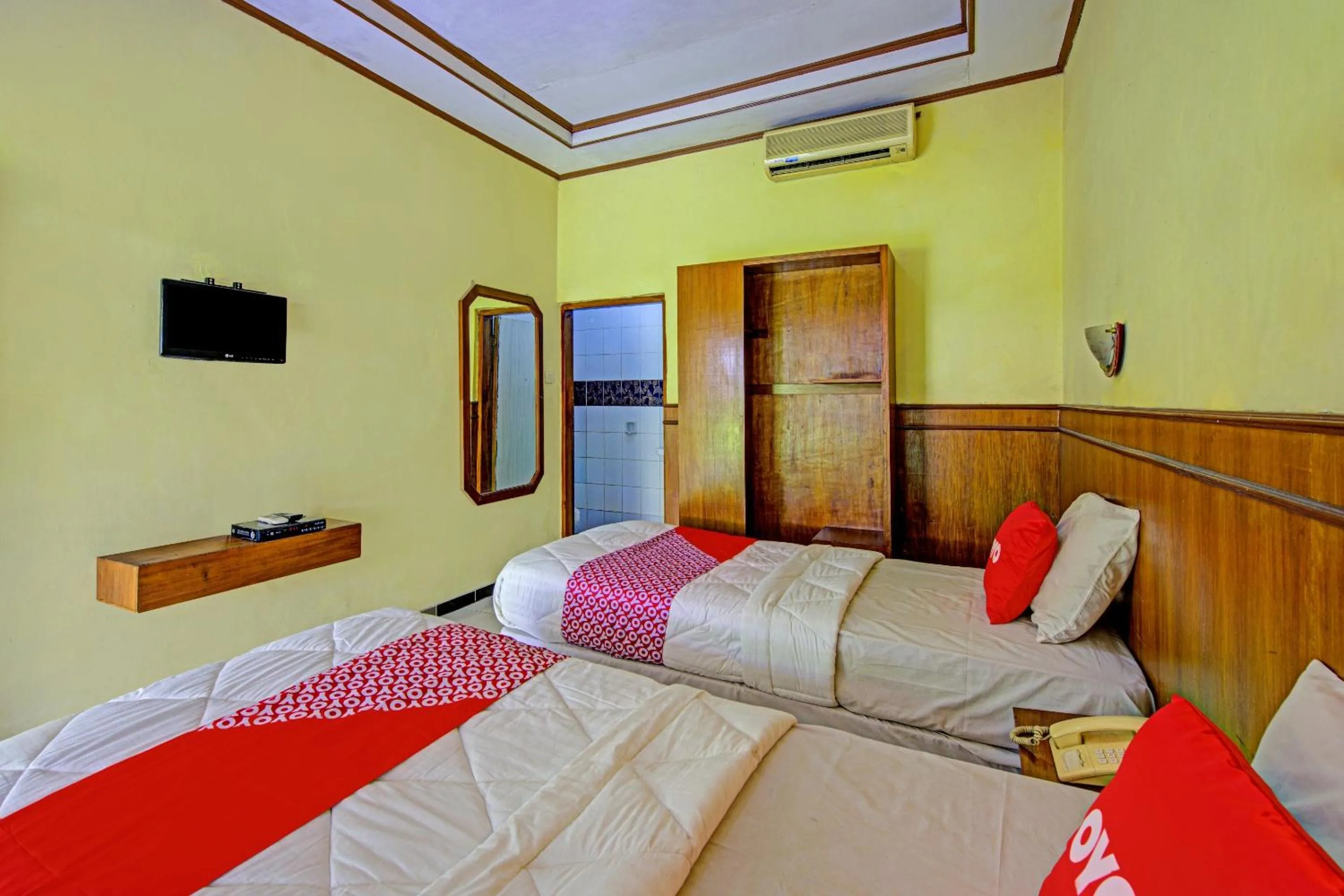 Bedroom in OYO 3934 Hotel Istana