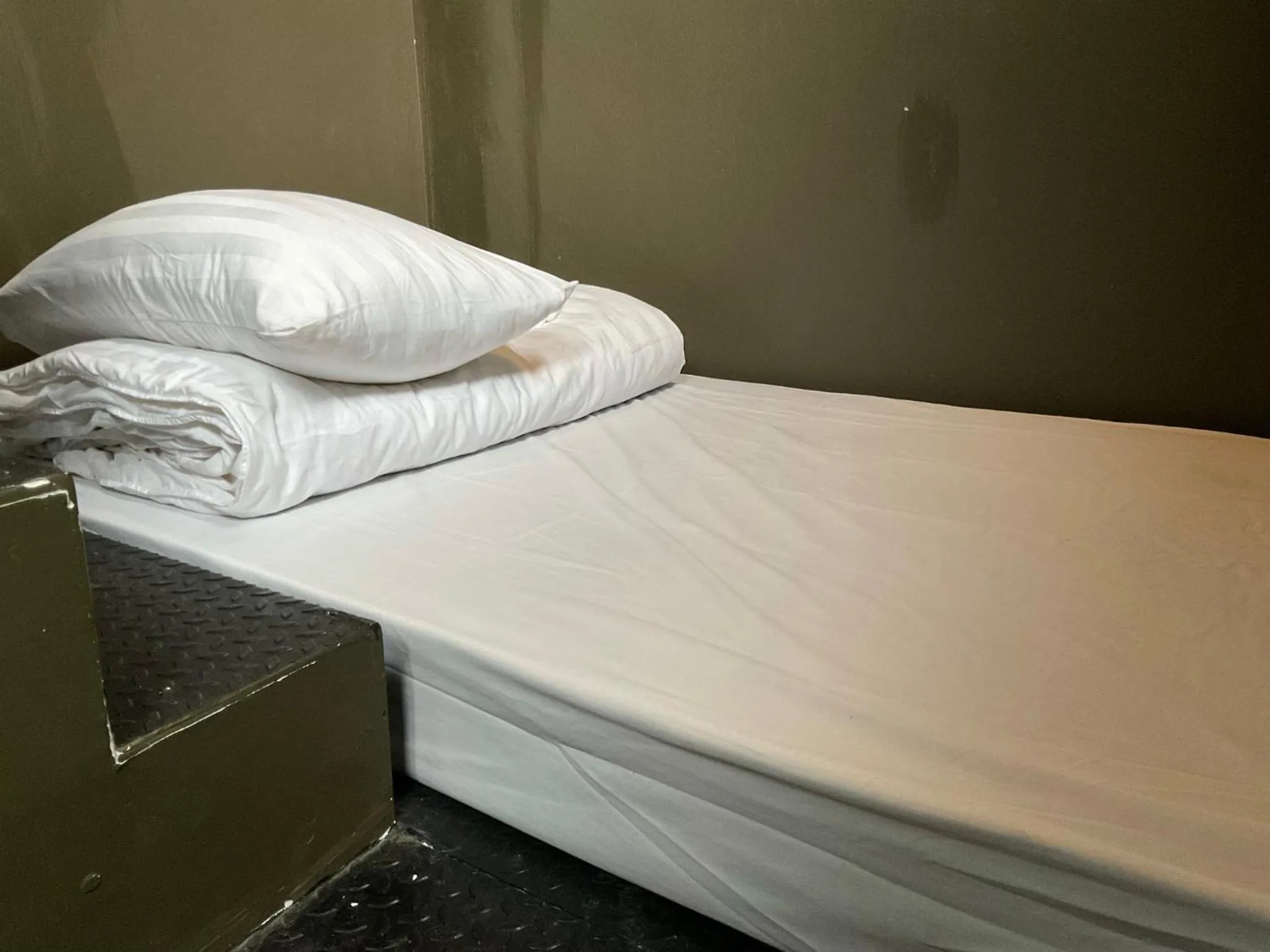 Bed in Capsule Hostel Chiangkhan