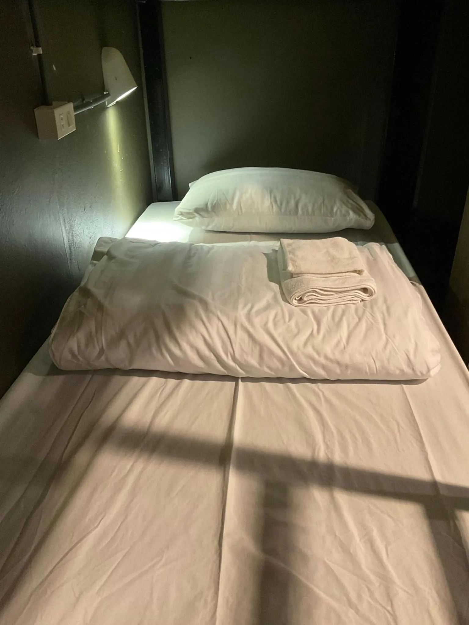 Bed in Capsule Hostel Chiangkhan