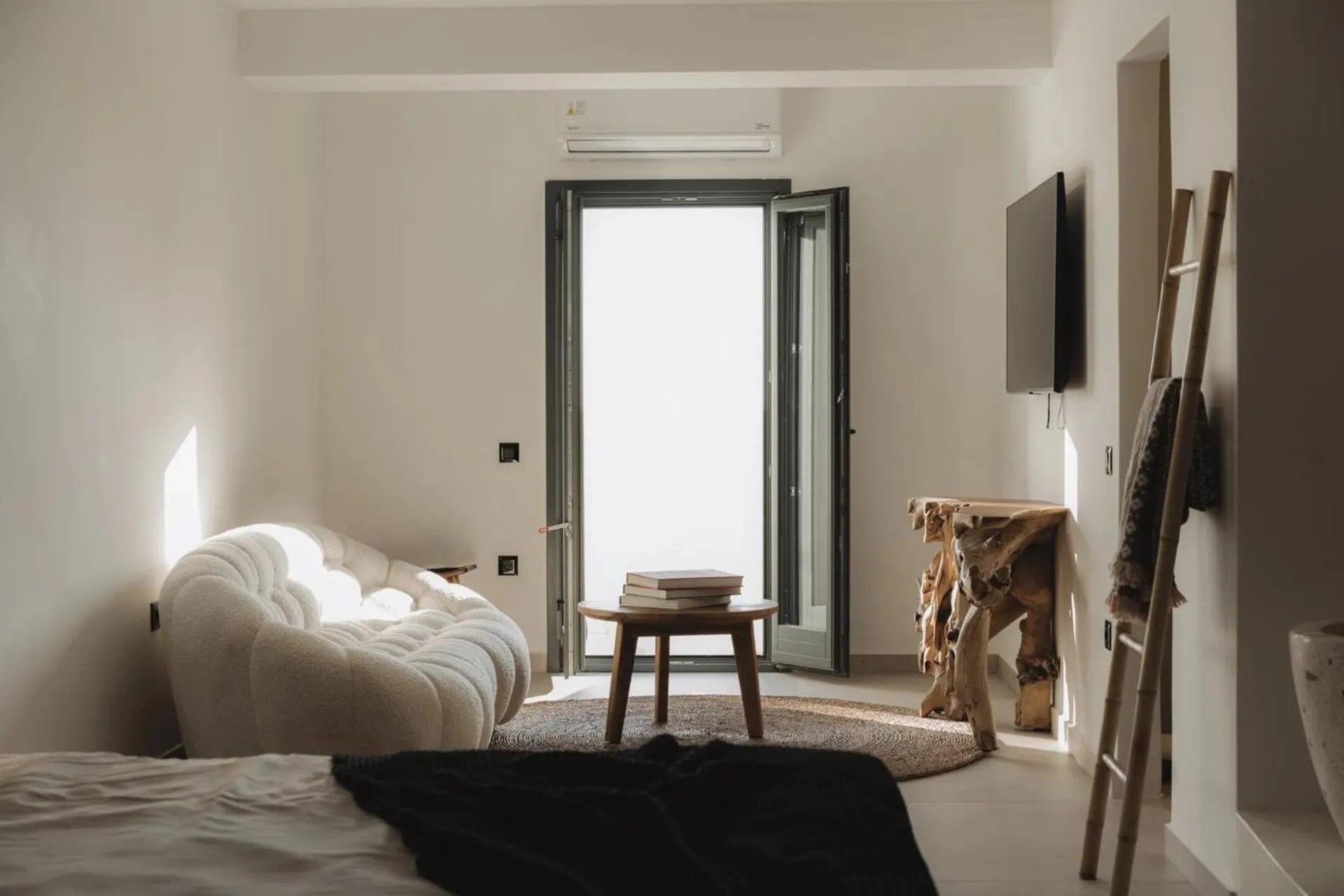 Living room, Bed in Gazelle Living