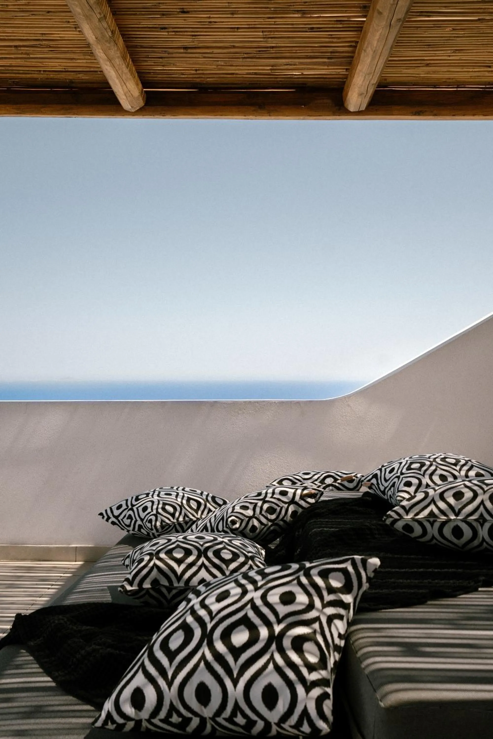 Balcony/Terrace, Bed in Gazelle Living