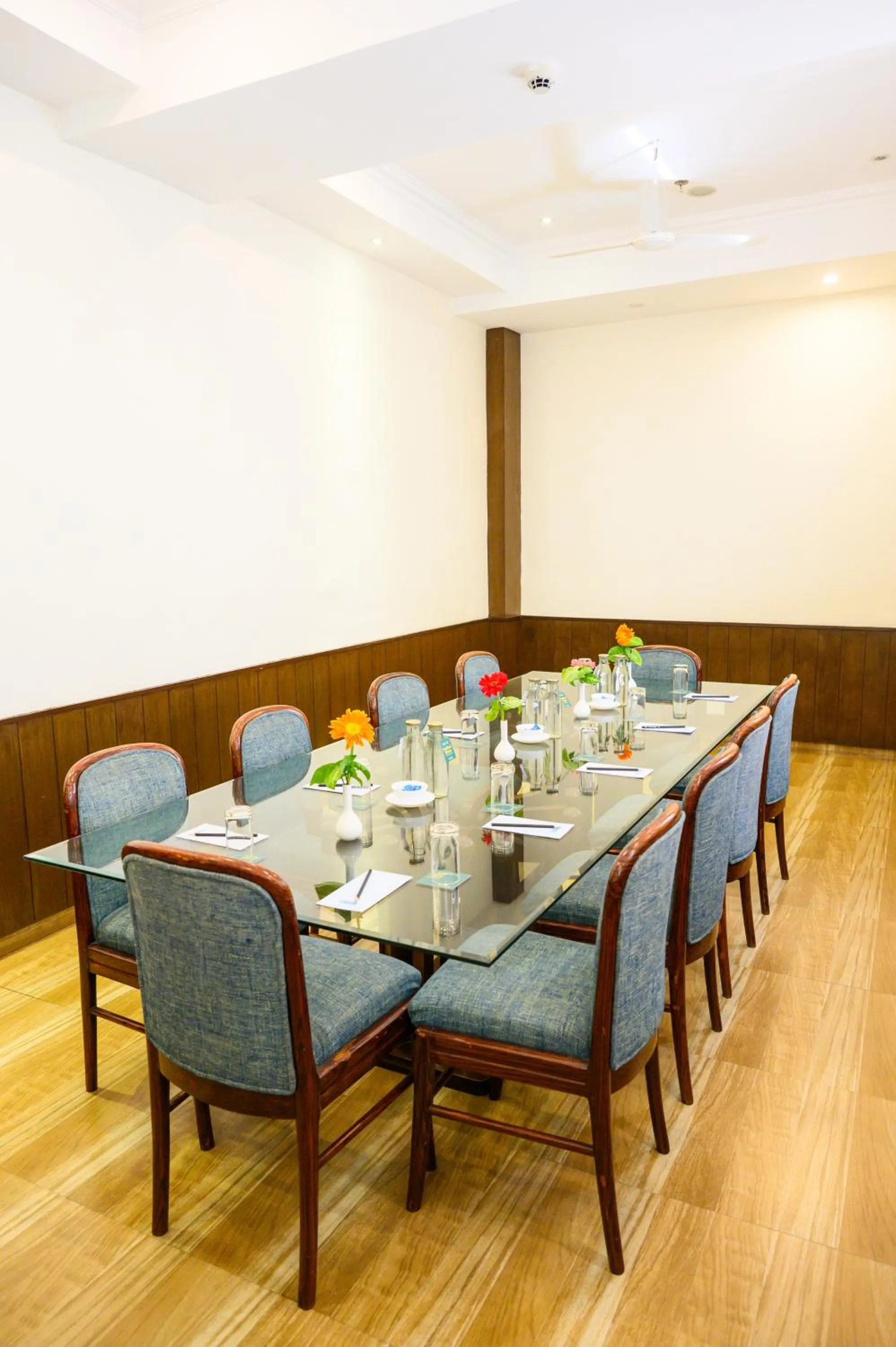 Meeting/conference room in Sinclairs Retreat Kalimpong
