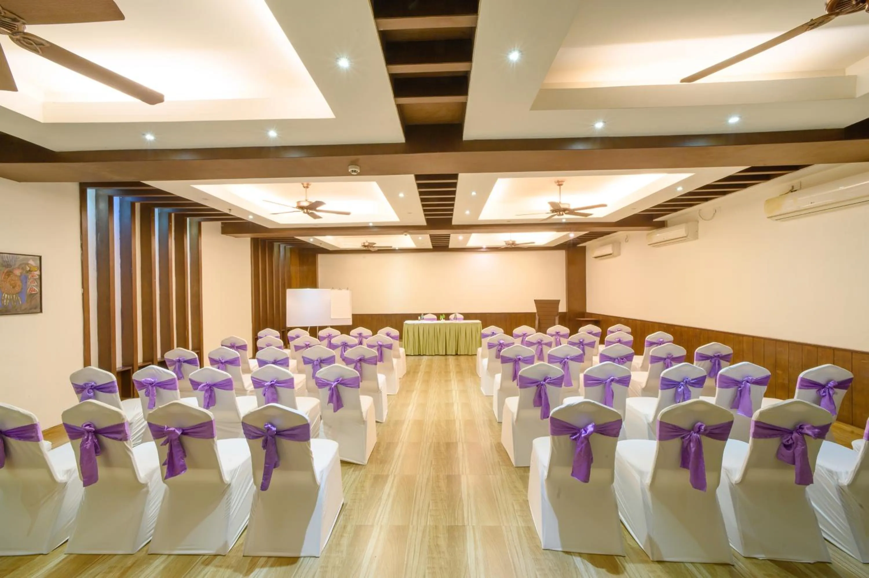 Meeting/conference room in Sinclairs Retreat Kalimpong