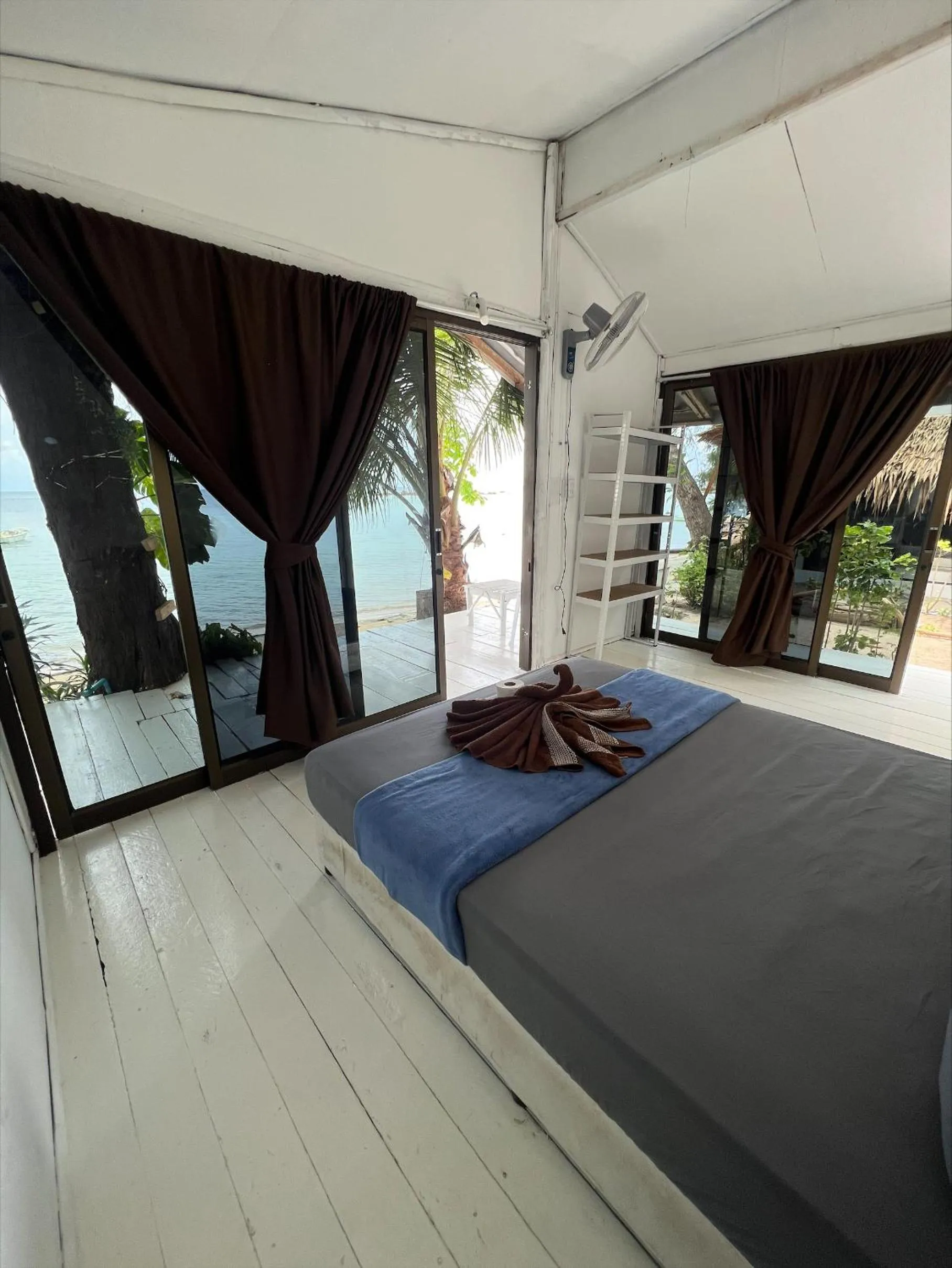 Bed in Haad Chao Phao Resort