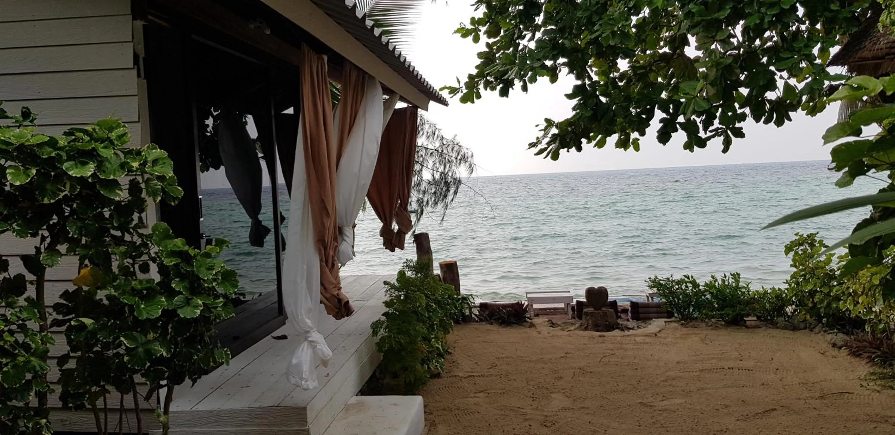 Haad Chao Phao Resort