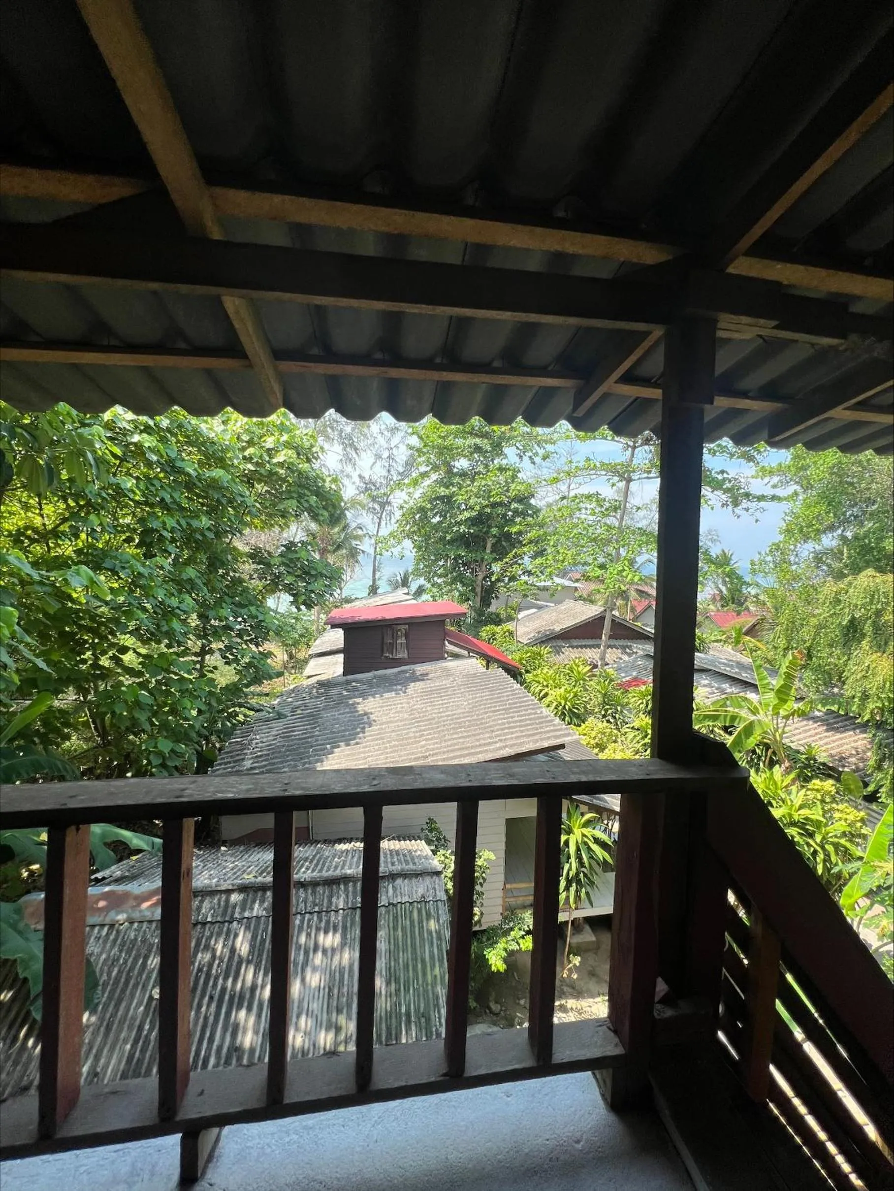 Haad Chao Phao Resort