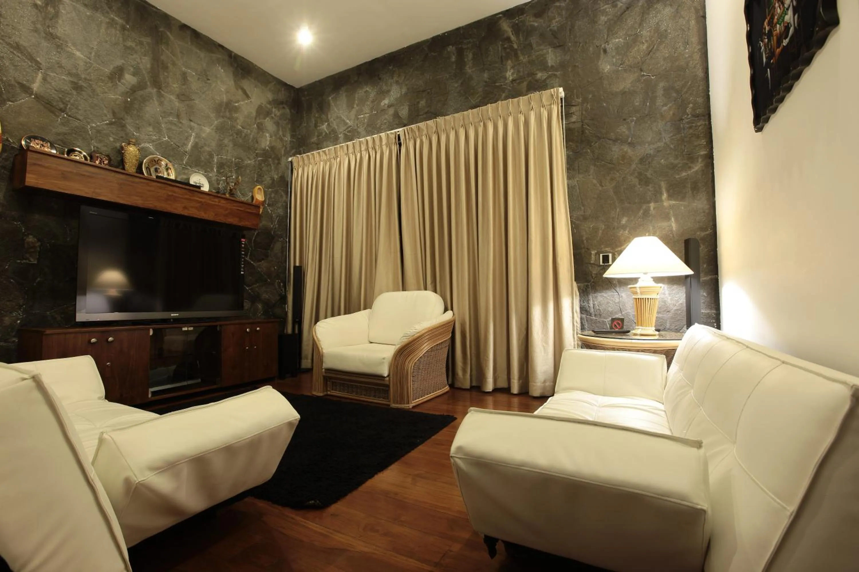 Bed in Serenus Boutique Villa
