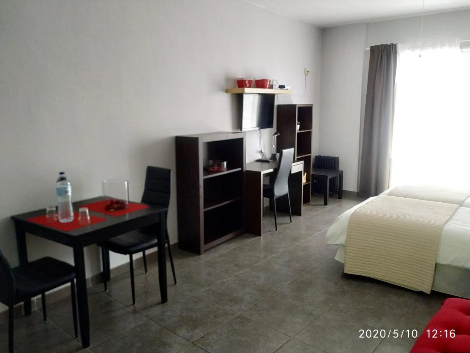 Dining area, Bed in Apartamentos El Patio