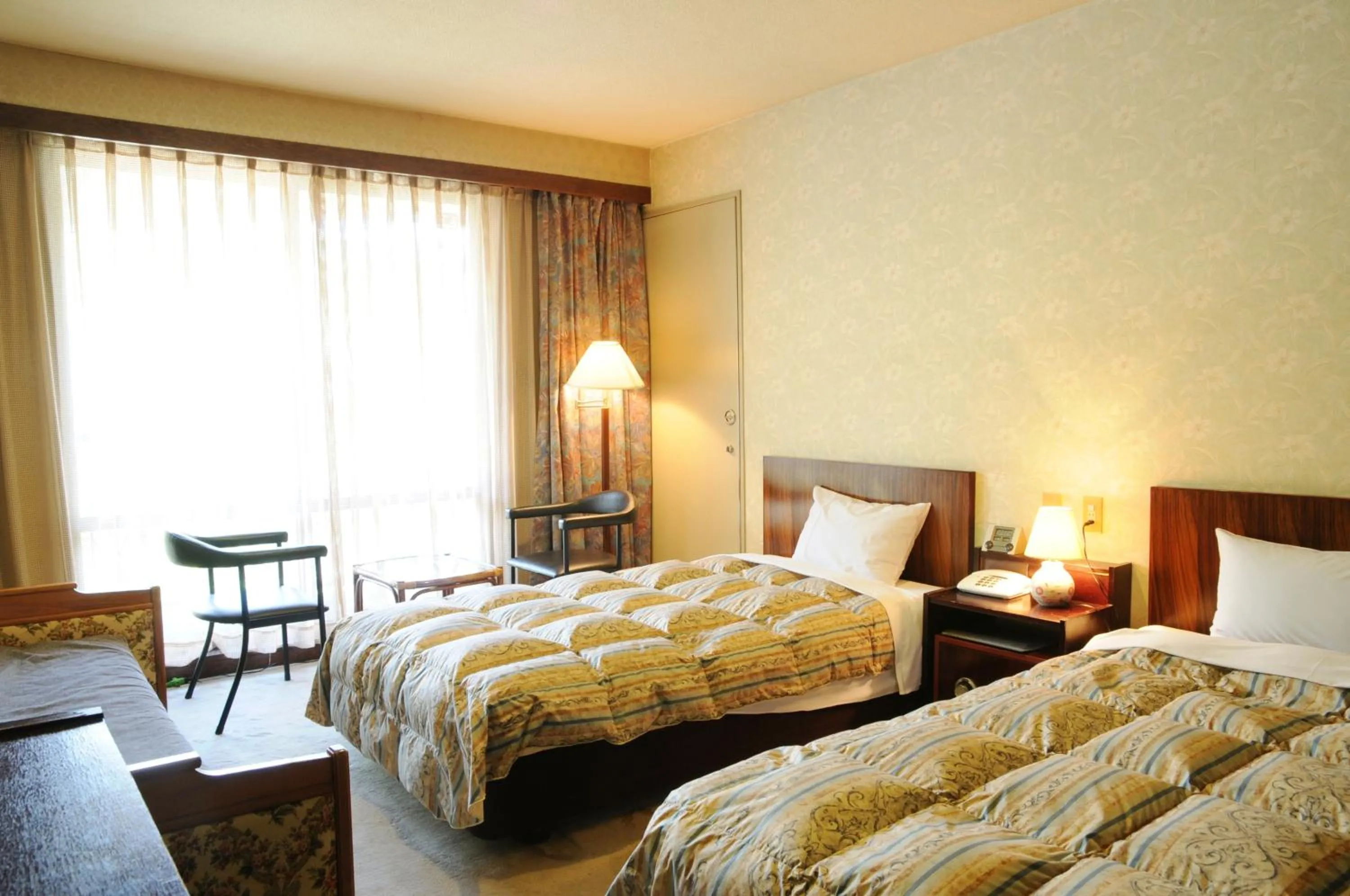 Photo of the whole room, Bed in Hotel Grace Hakuba