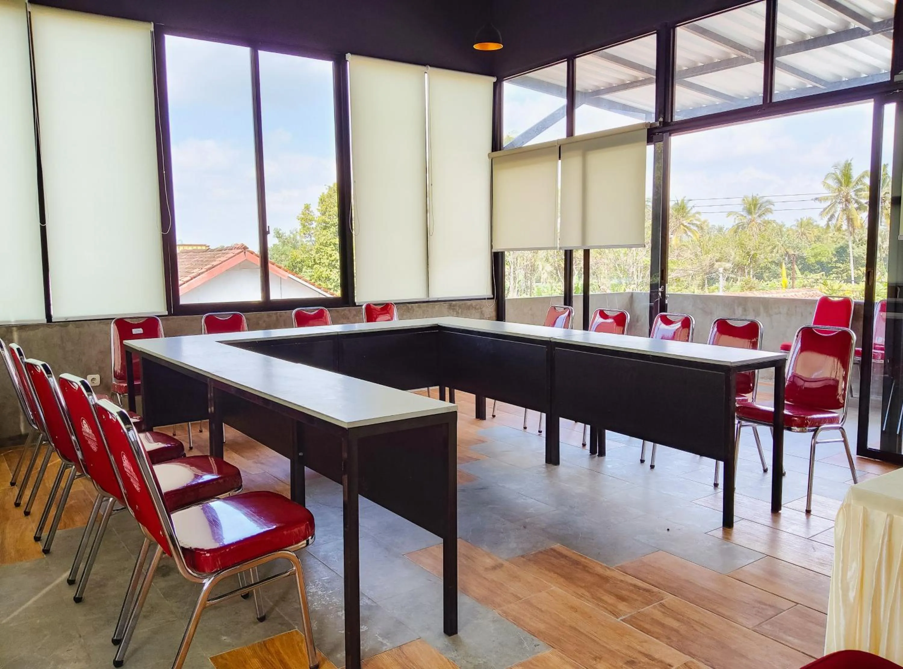 Meeting/conference room in ELHA Heritage Yogyakarta