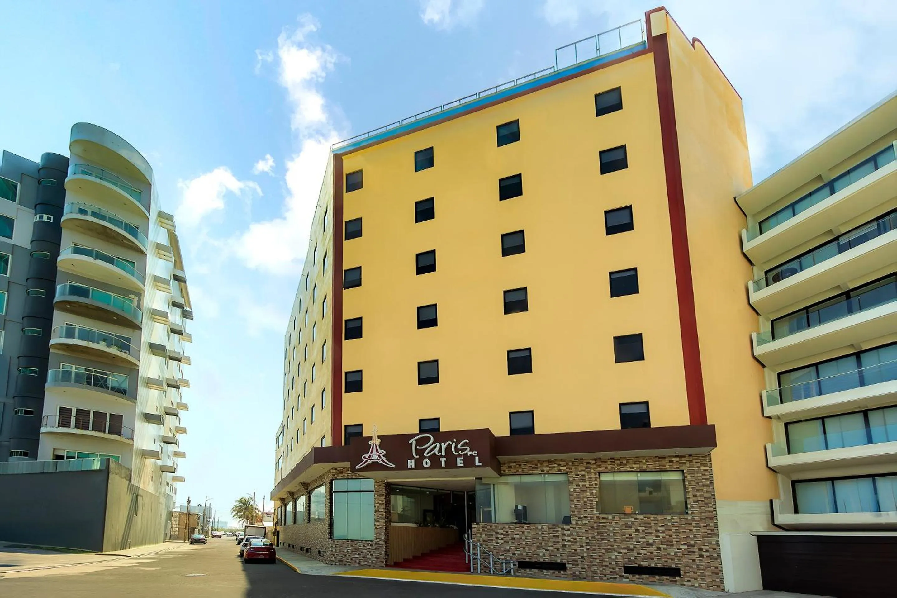 Property building in Collection O Hotel Paris FC, Veracruz